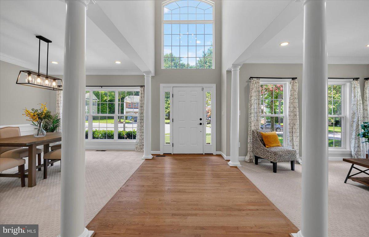 4016 FOX GATE LANE