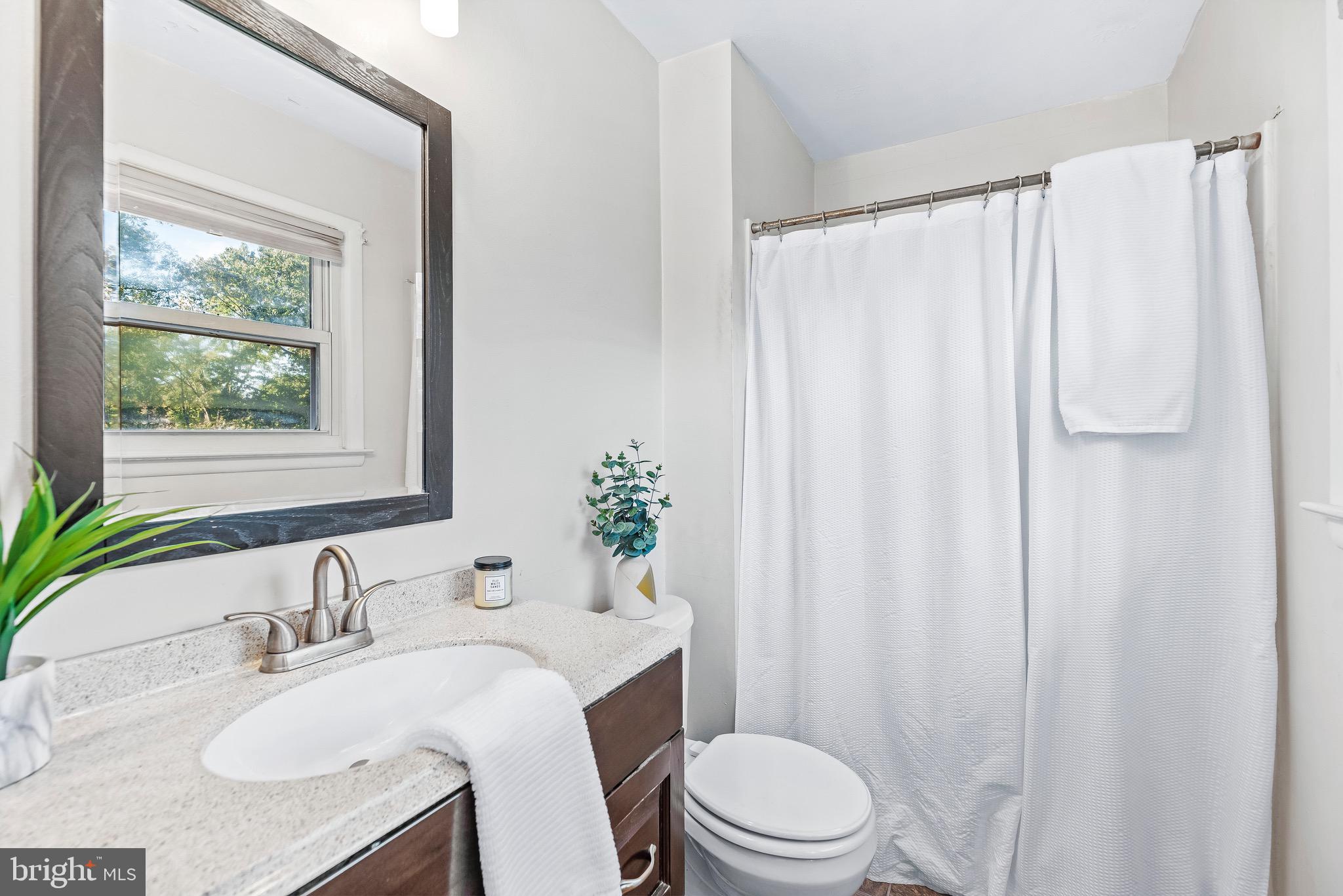 STRAWBERRY HILLS ESTATES - Residential