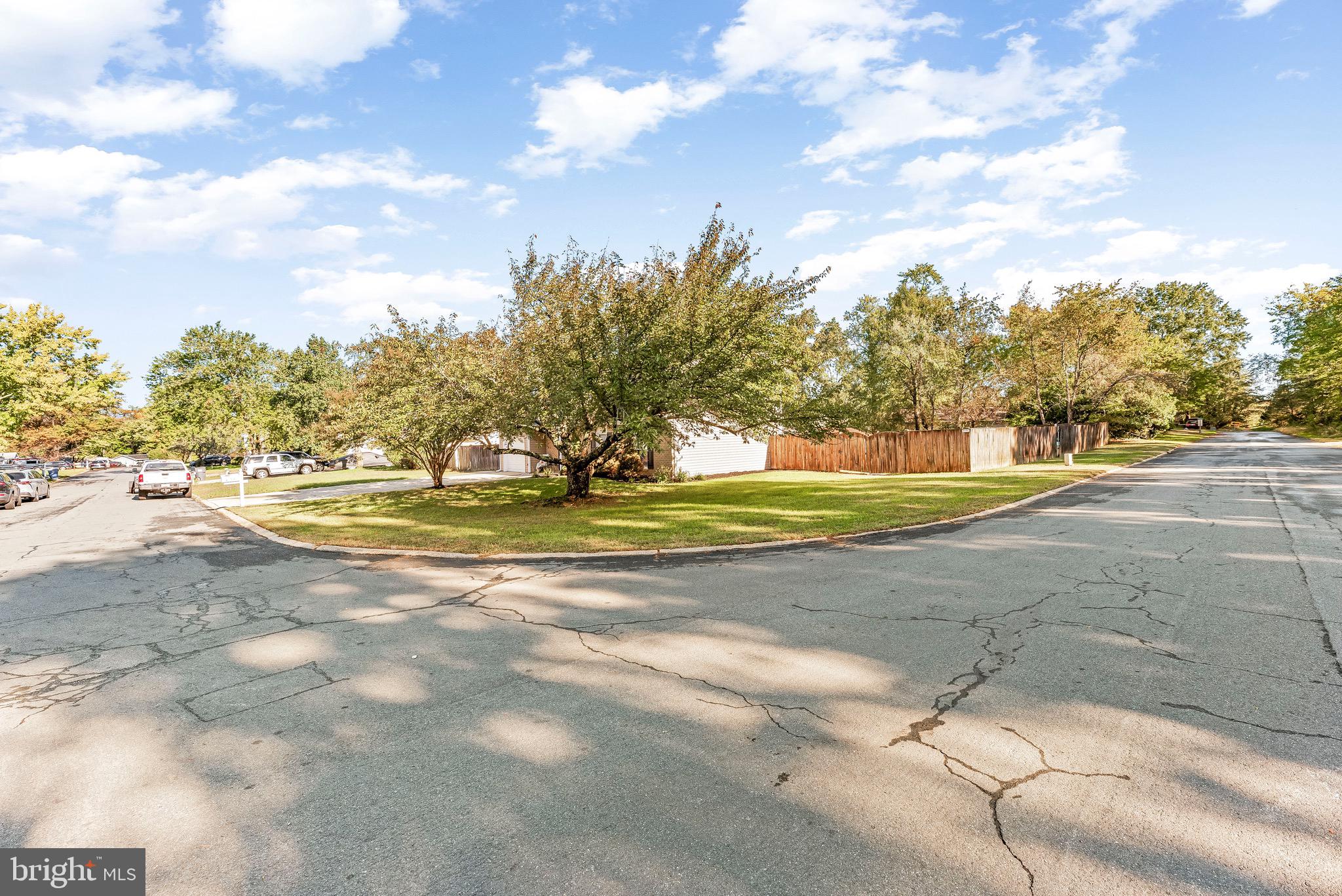 STRAWBERRY HILLS ESTATES - Residential