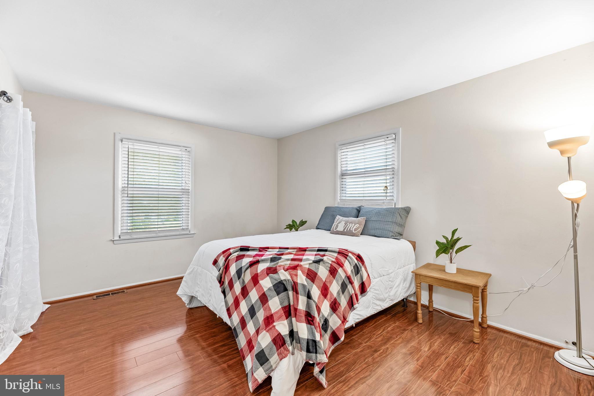 STRAWBERRY HILLS ESTATES - Residential