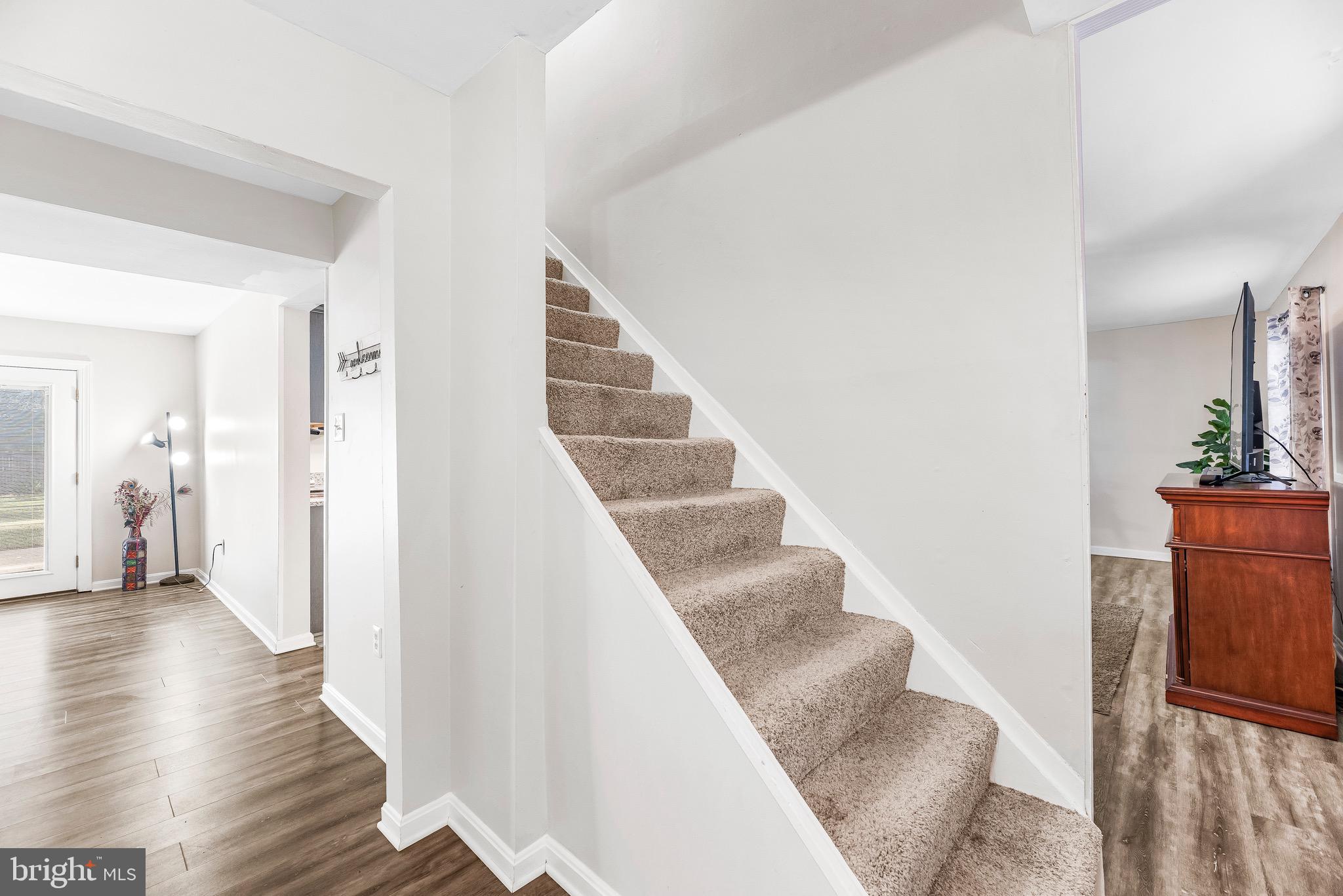 STRAWBERRY HILLS ESTATES - Residential