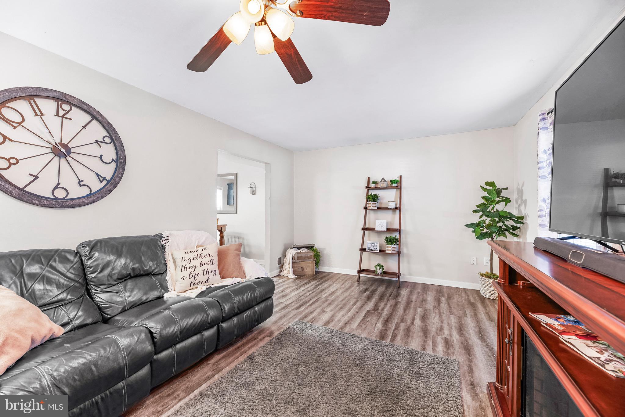 STRAWBERRY HILLS ESTATES - Residential