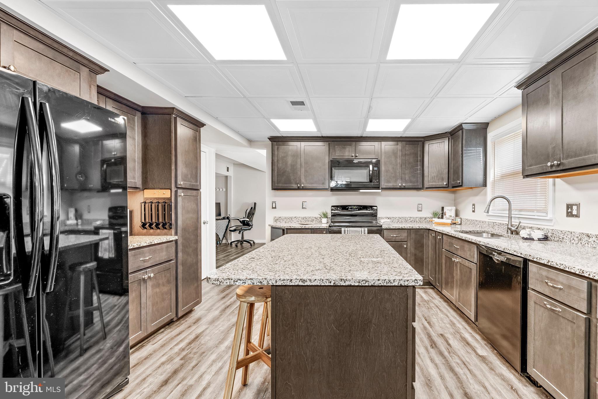 STRAWBERRY HILLS ESTATES - Residential