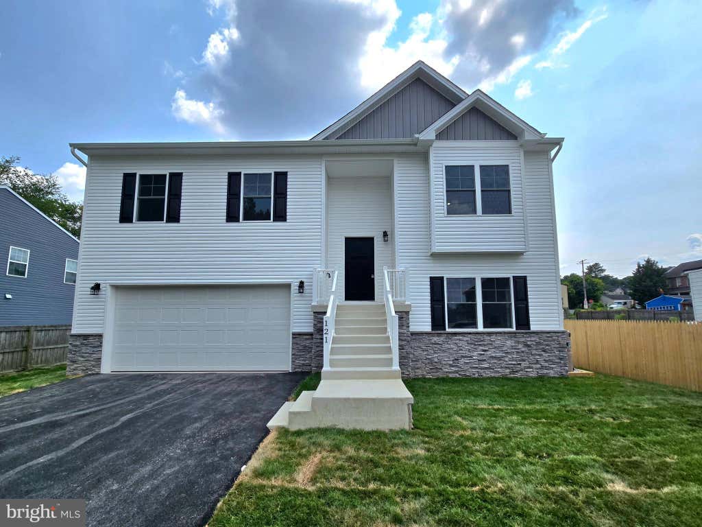 Photo of 121 Bishop Avenue, BALTIMORE, MD 21225 (MLS # MDAA2152566)