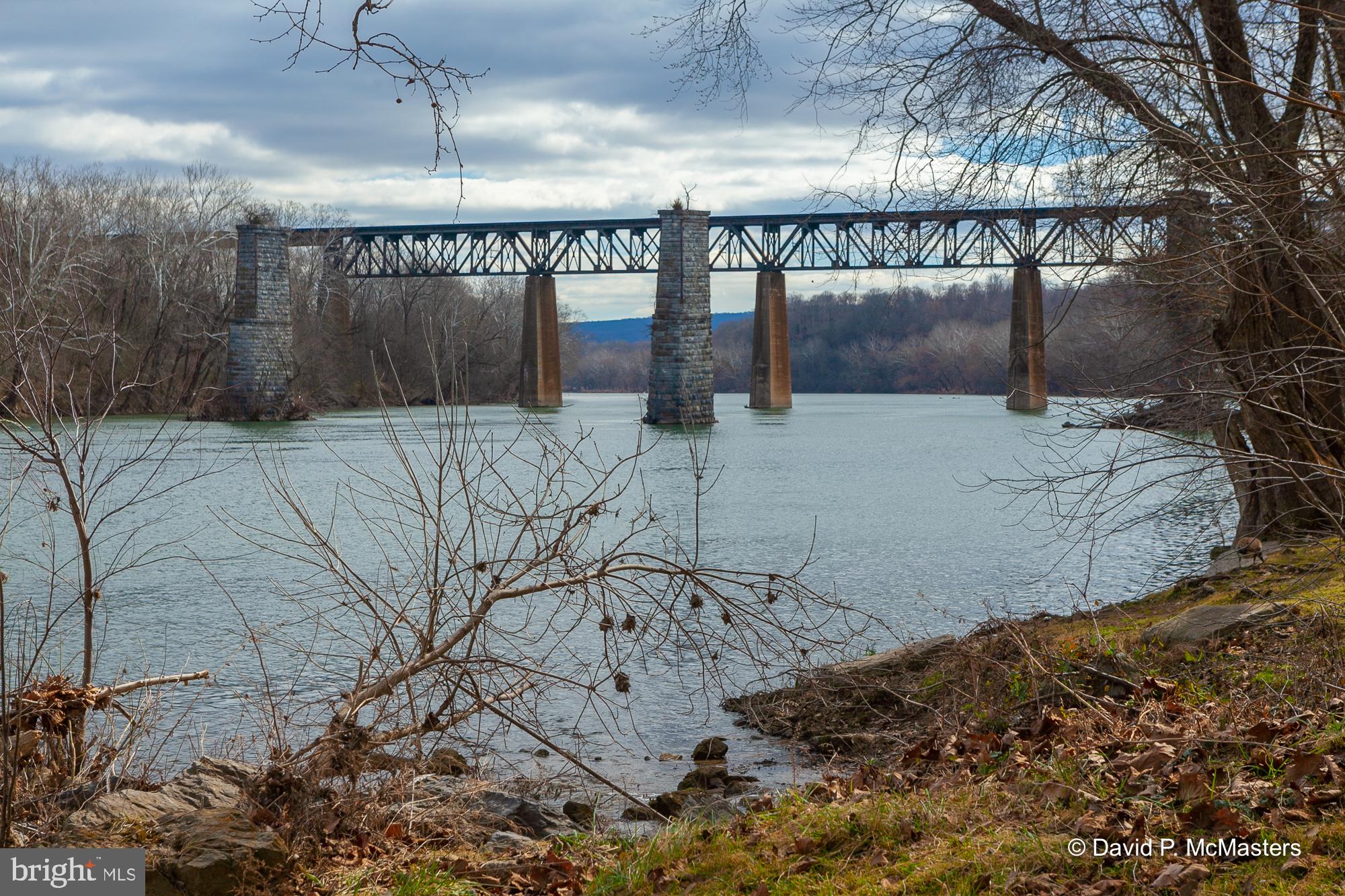 SHEPHERDSTOWN - Residential