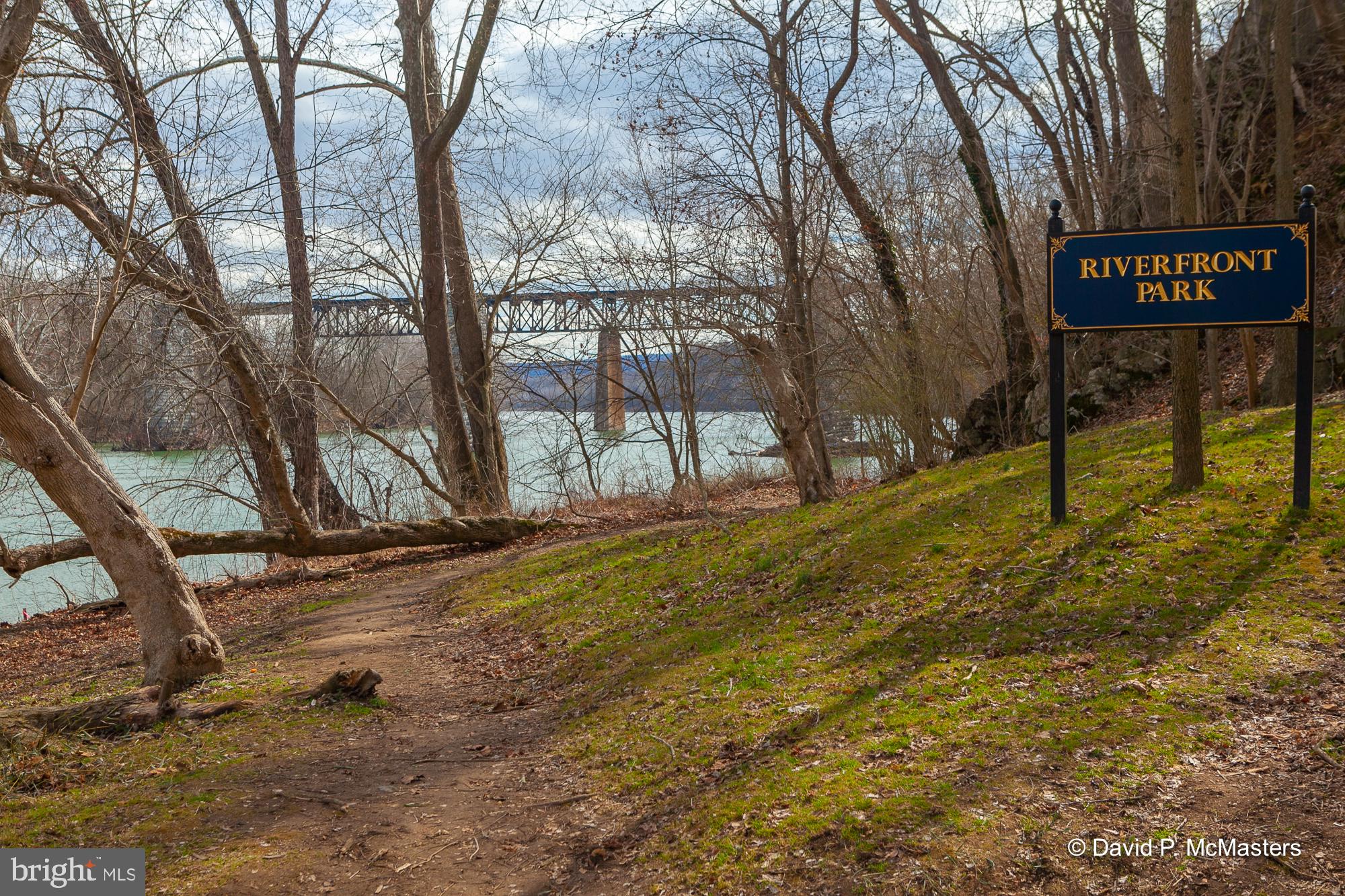 SHEPHERDSTOWN - Residential