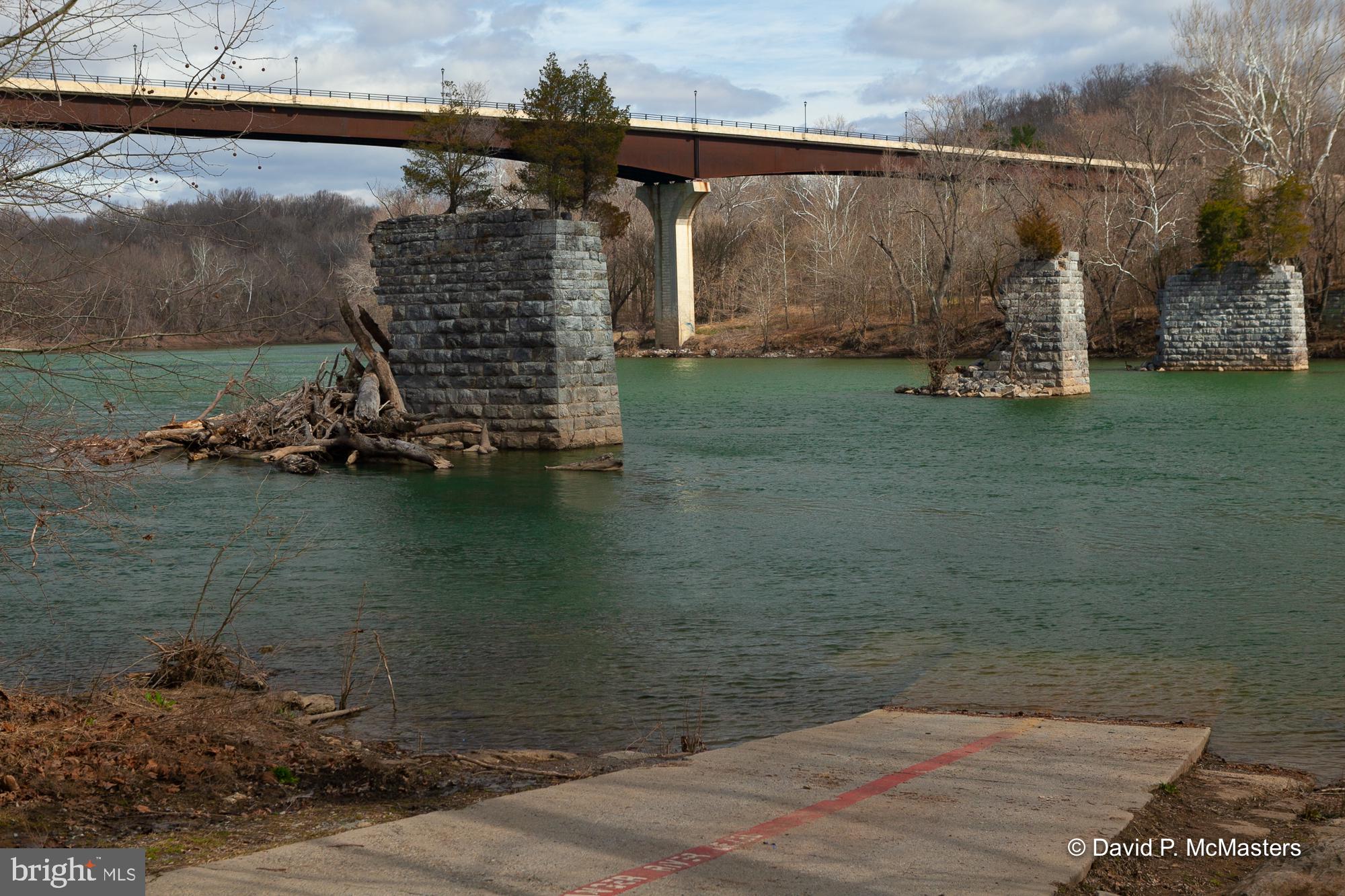SHEPHERDSTOWN - Residential