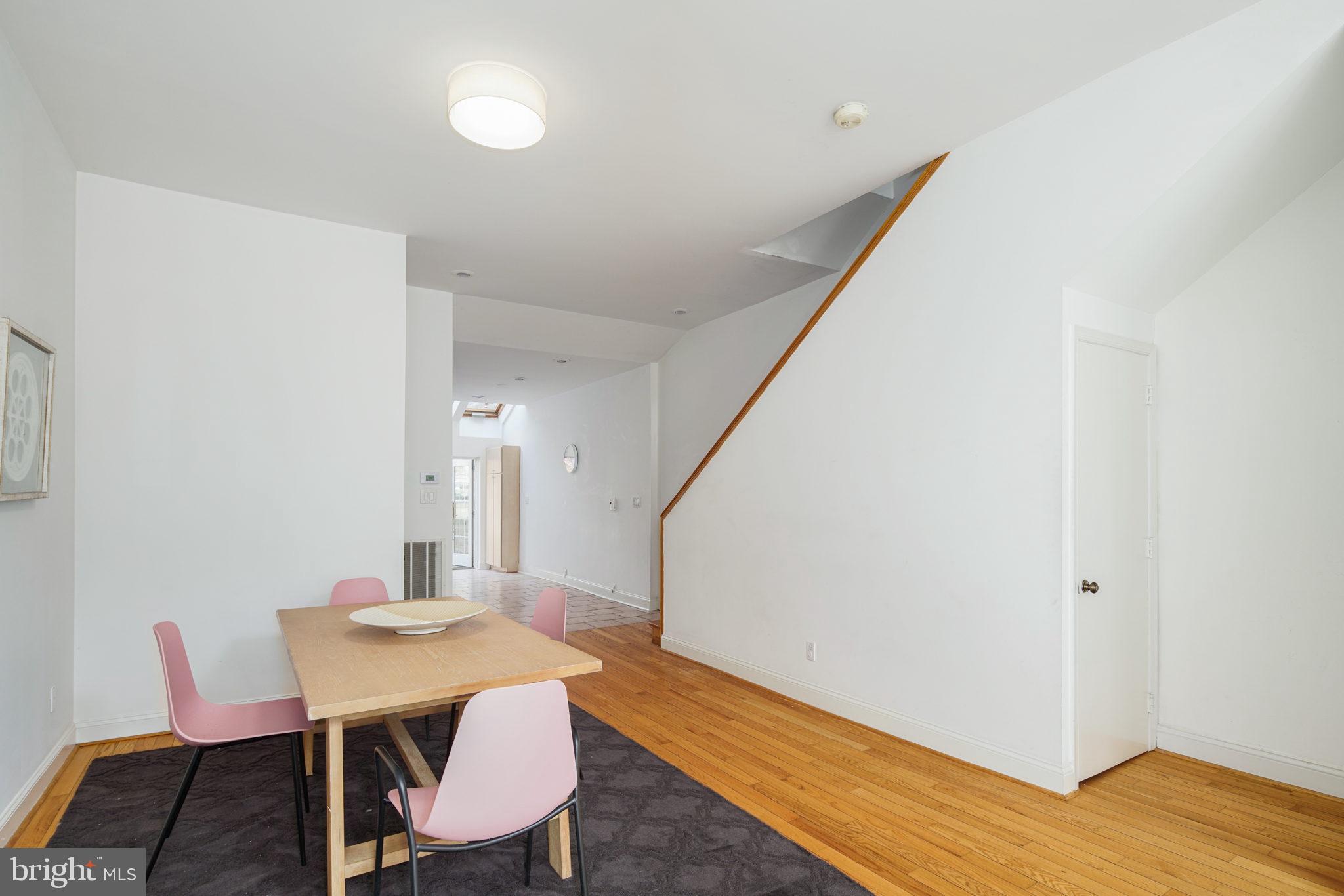 SOCIETY HILL - Residential