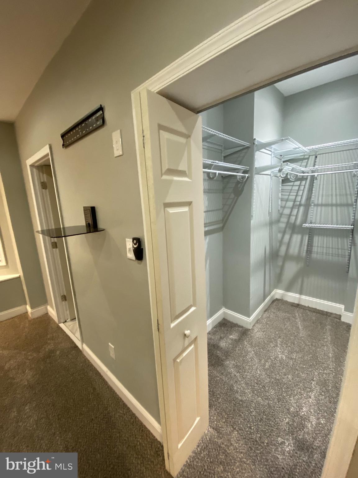 ROSEMONT - Residential