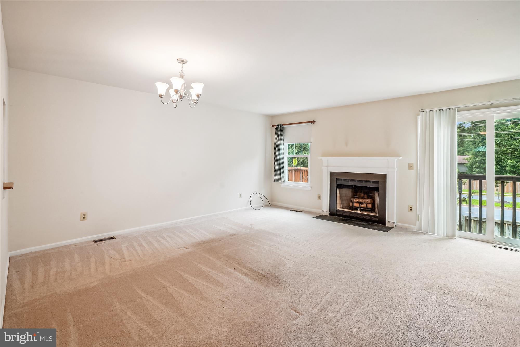 CARDINAL KNOLLS - Residential Lease