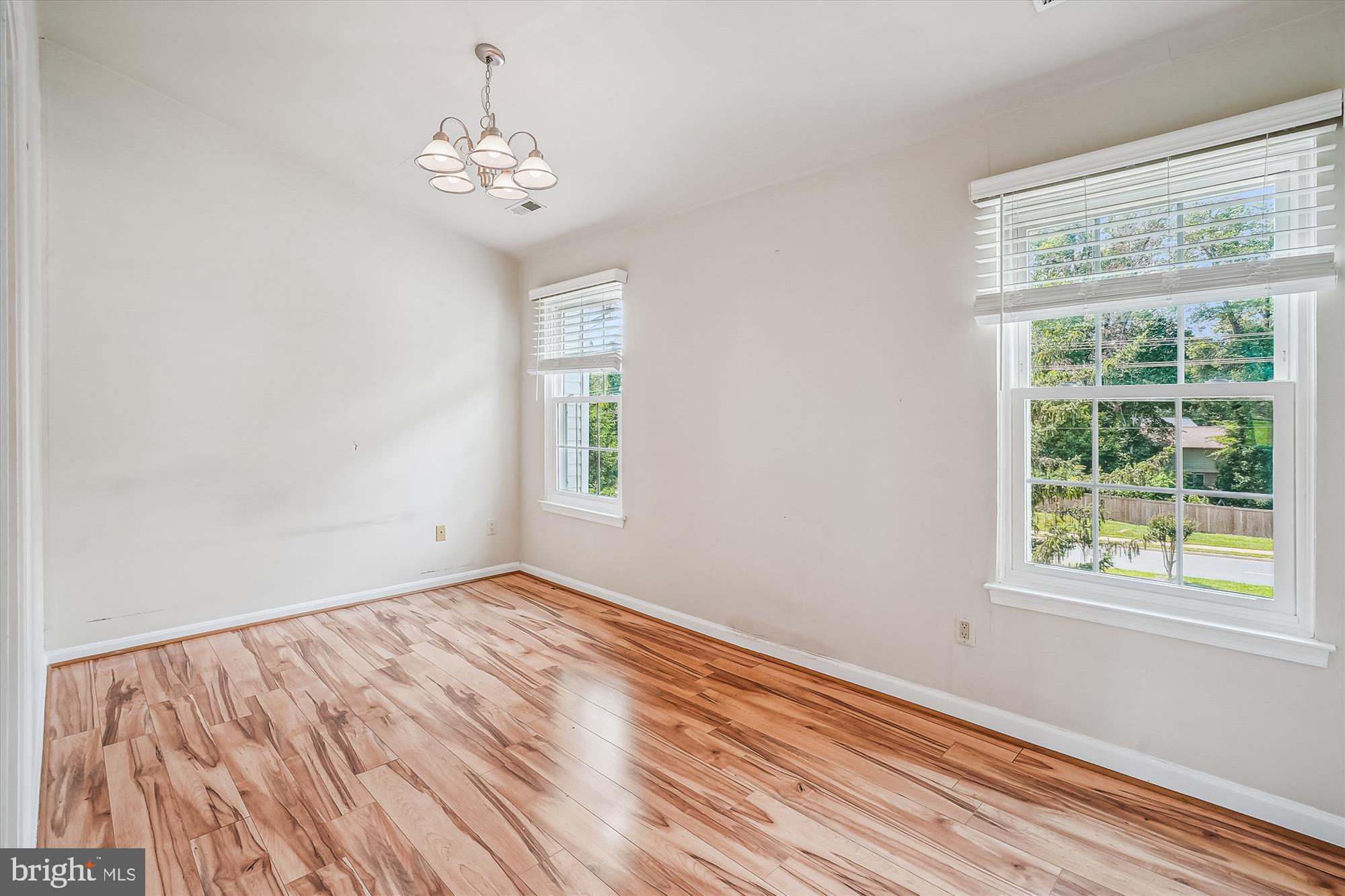 CARDINAL KNOLLS - Residential Lease