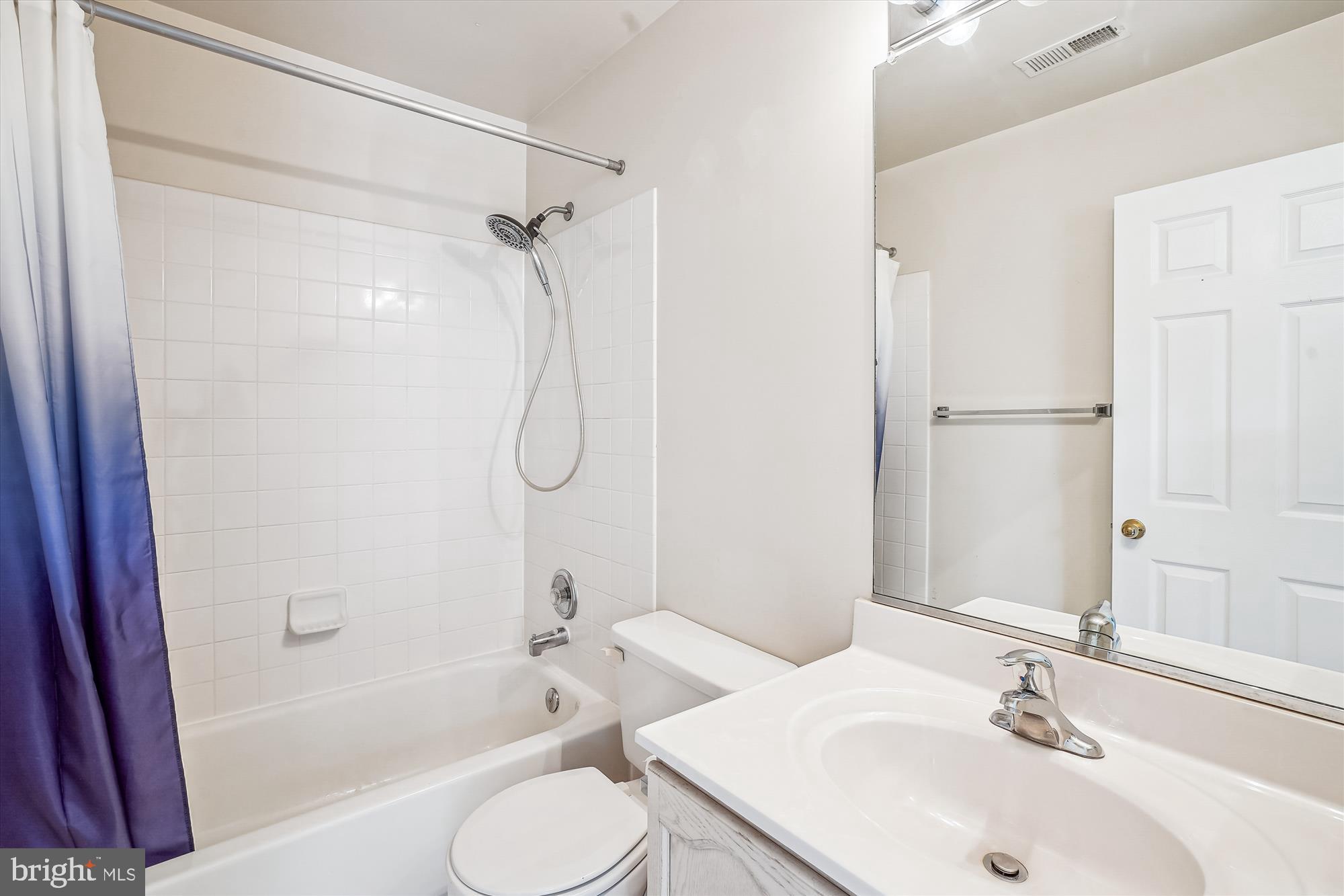 CARDINAL KNOLLS - Residential Lease