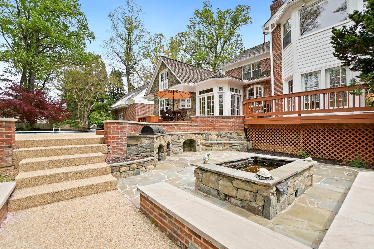 BRADLEY FARMS - Residential