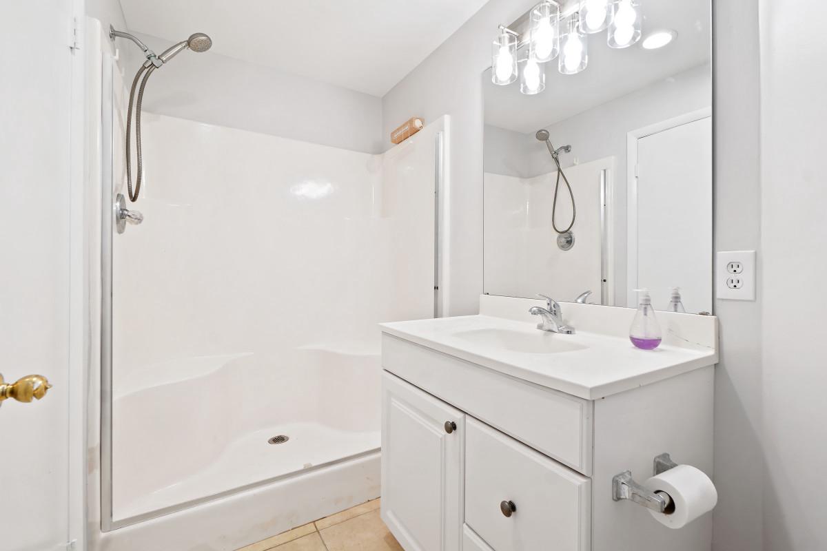 BRADLEY FARMS - Residential