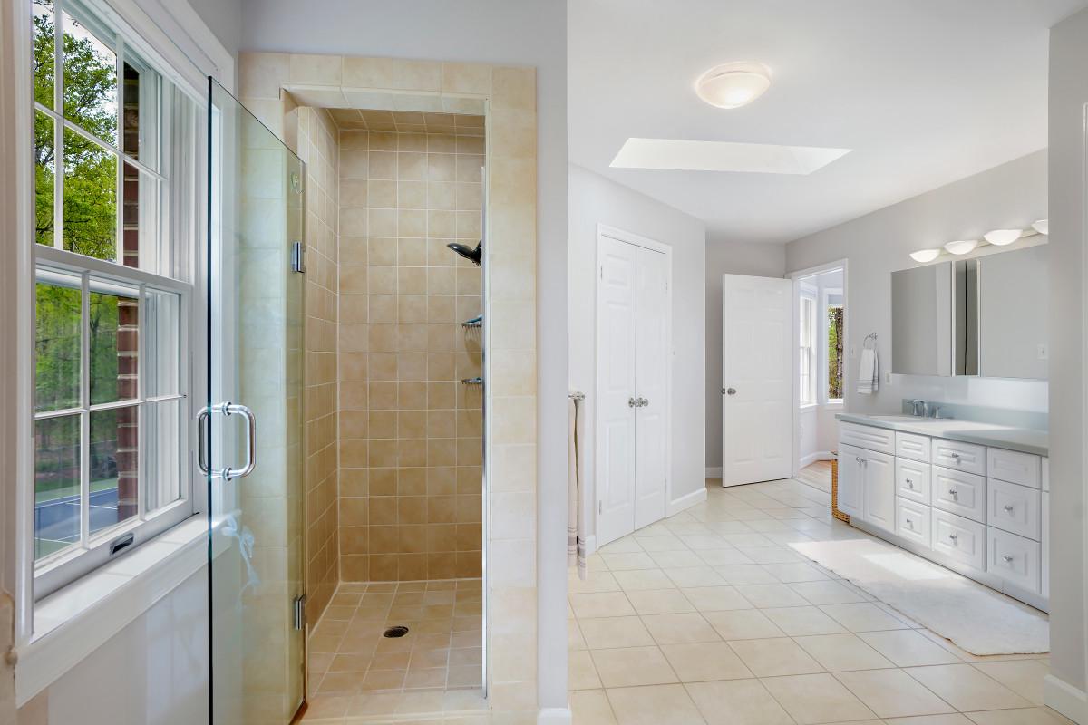 BRADLEY FARMS - Residential