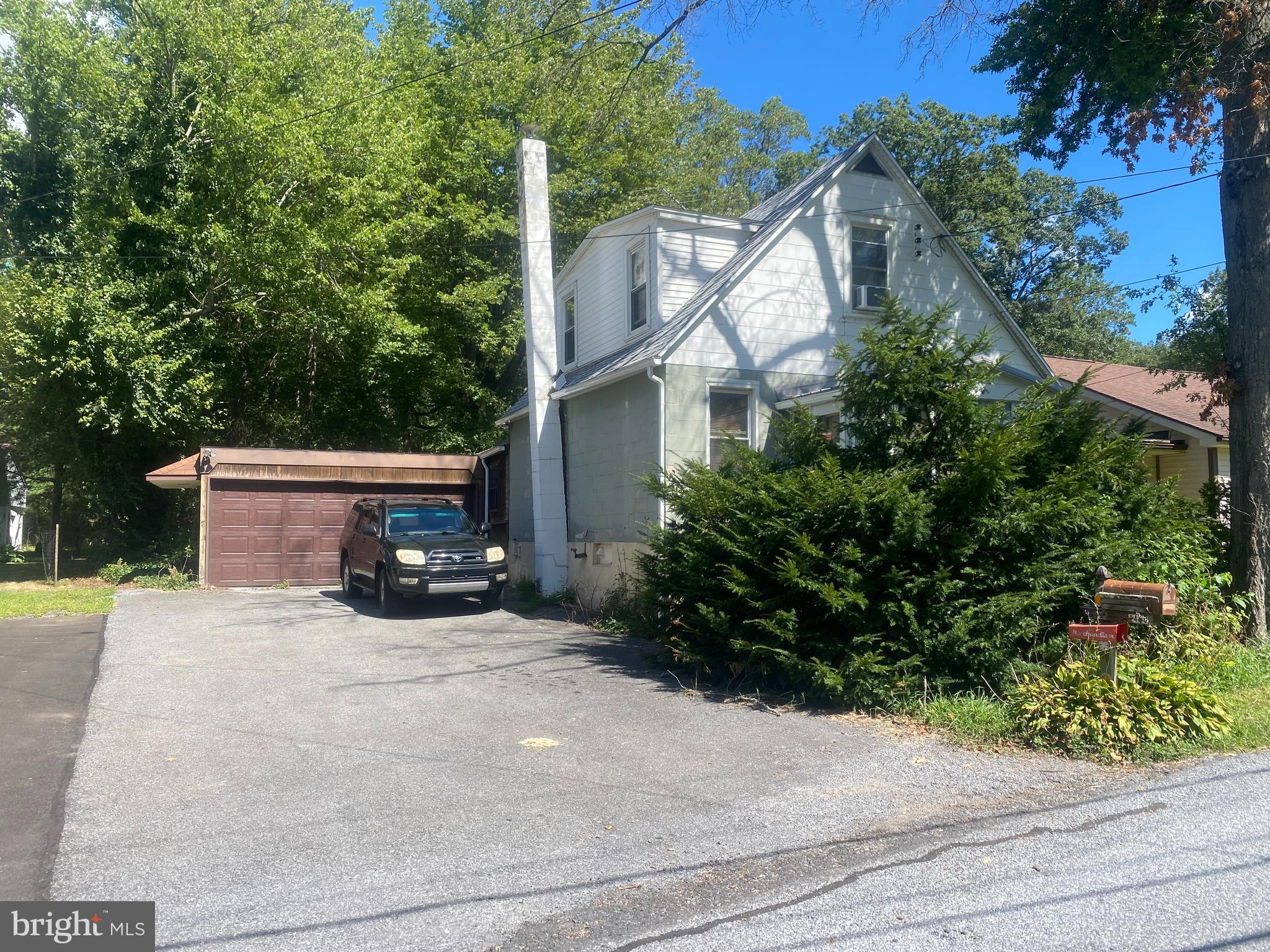 1450 MOUNTAIN ROAD