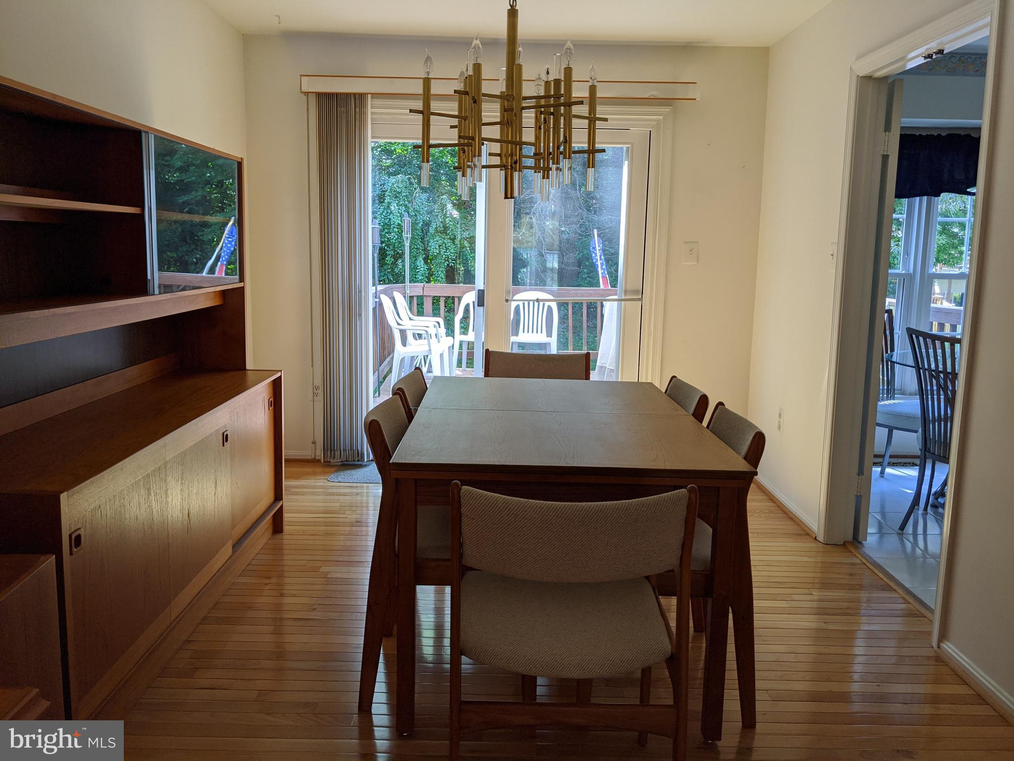 KINGS PARK WEST - Residential Lease