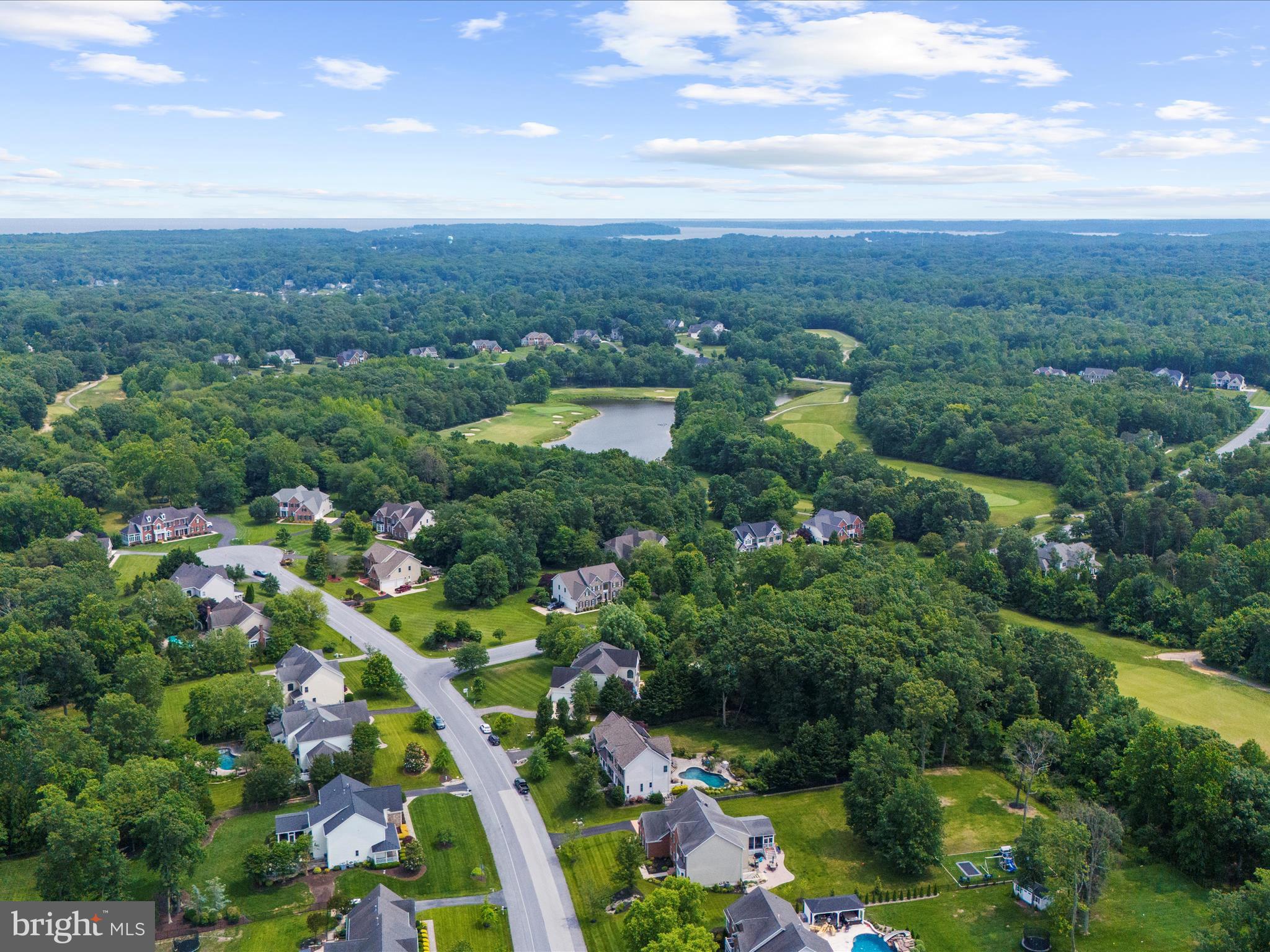 COMPASS POINTE - Residential