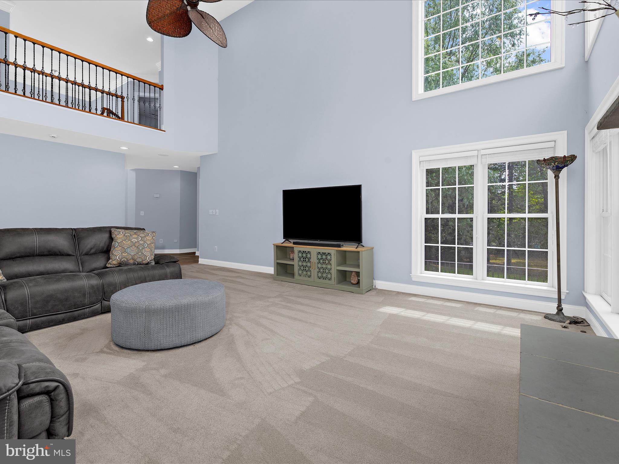 COMPASS POINTE - Residential