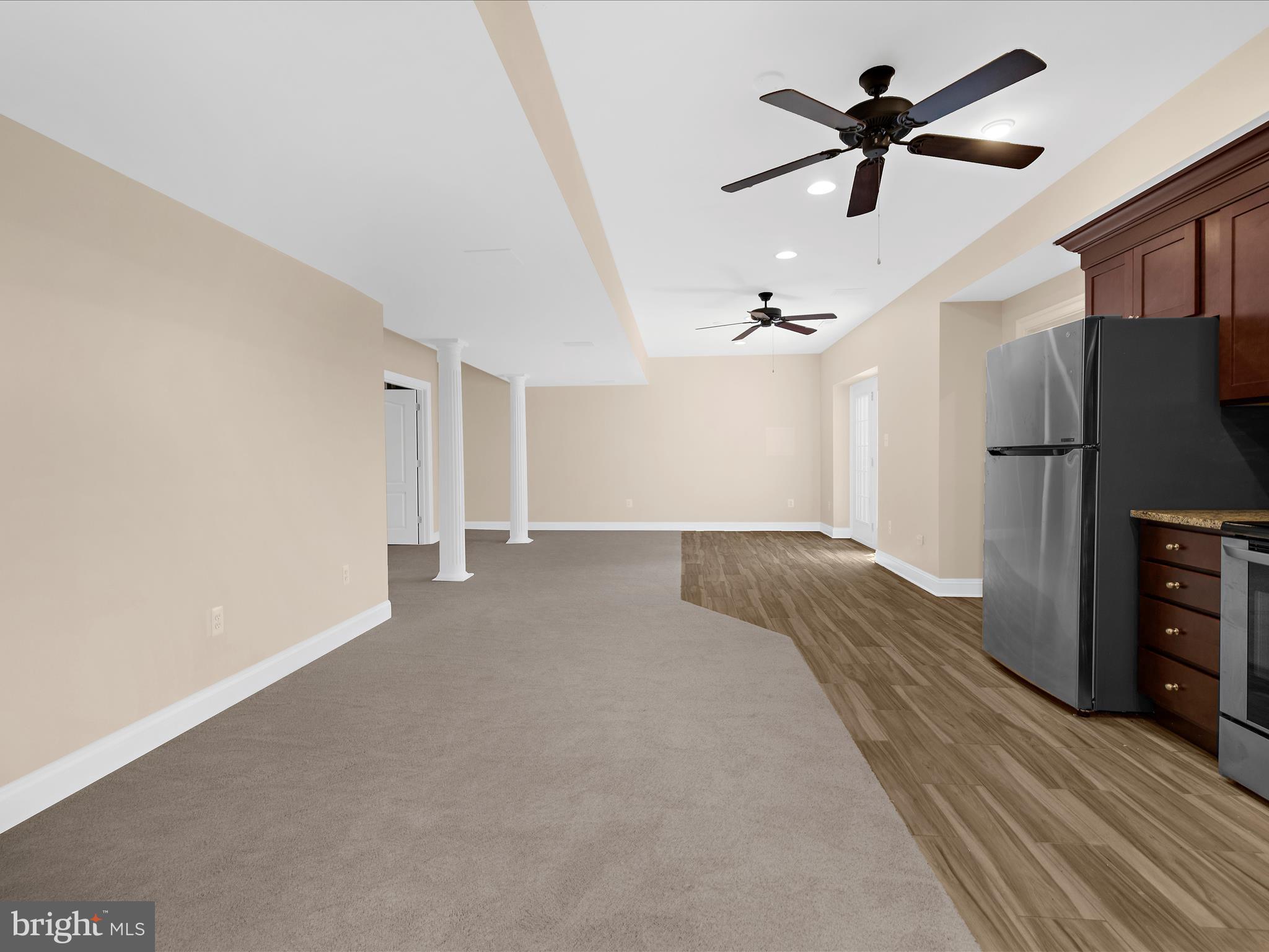 COMPASS POINTE - Residential