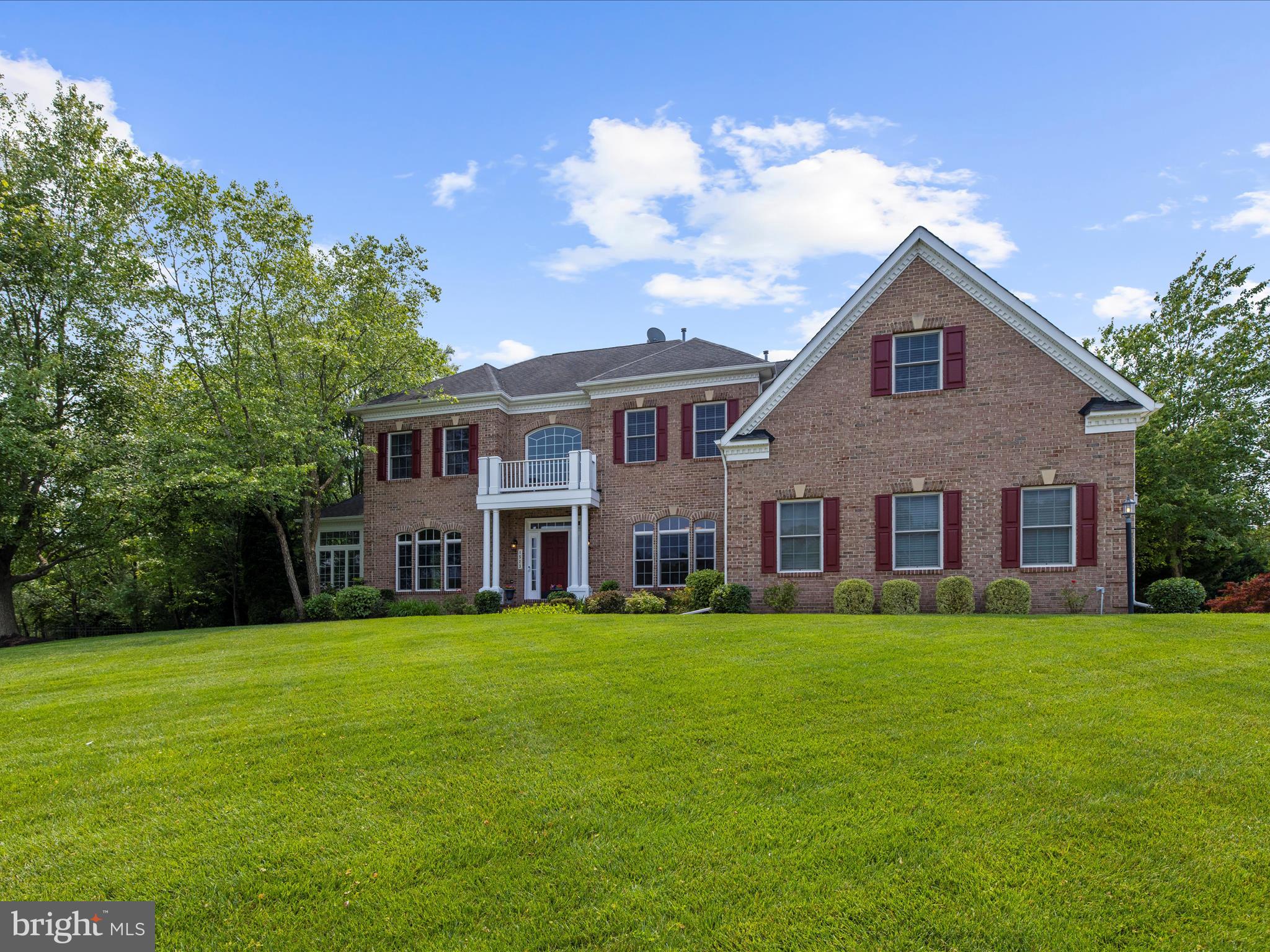 COMPASS POINTE - Residential