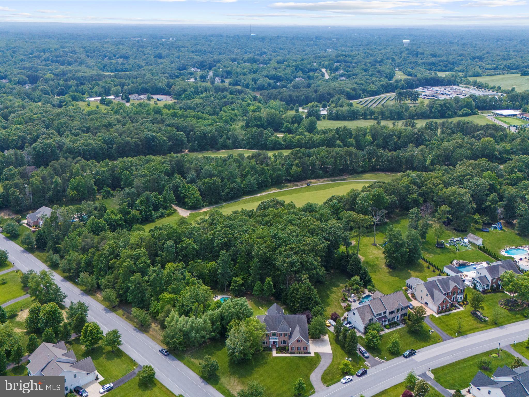 COMPASS POINTE - Residential