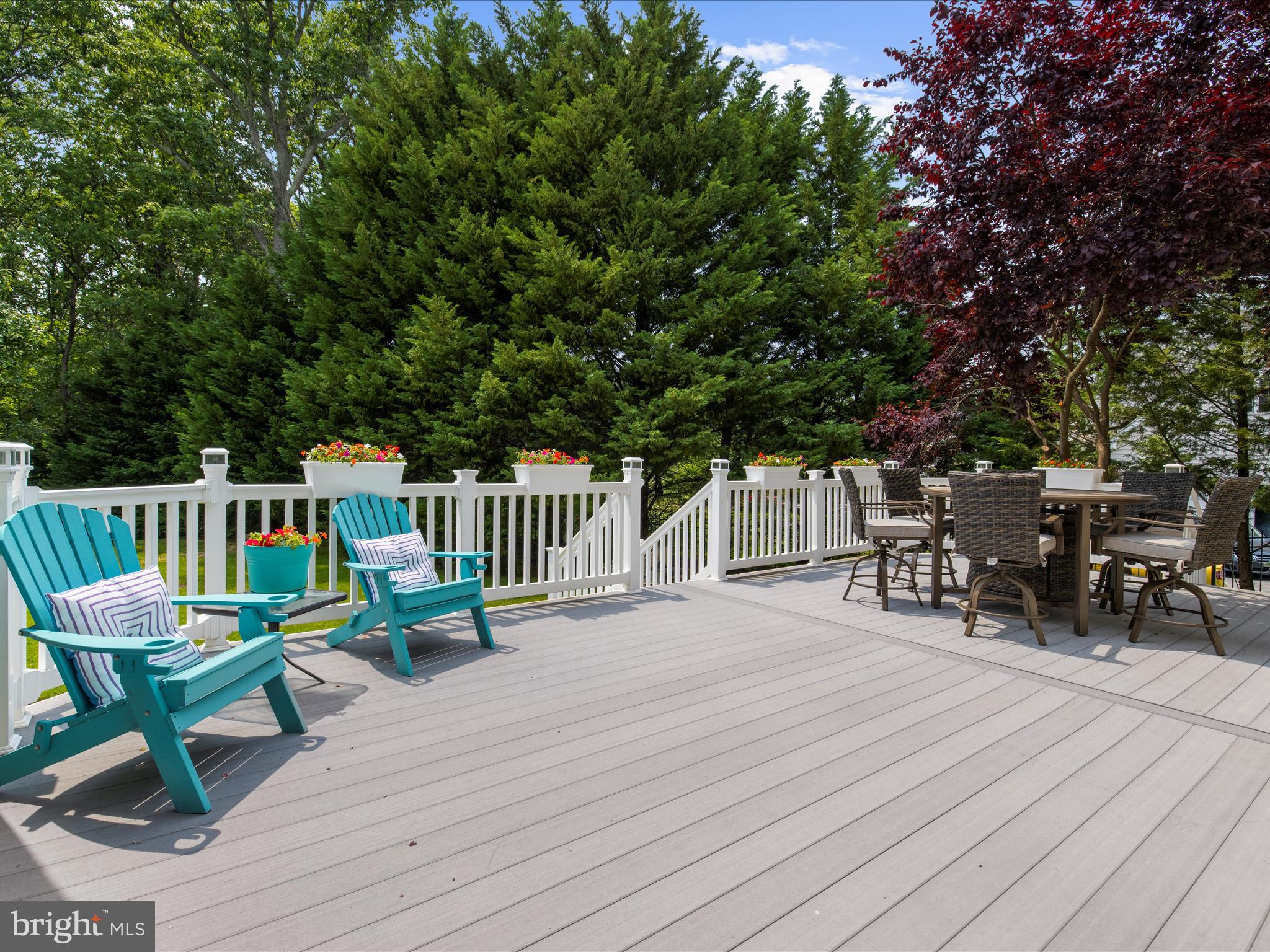 COMPASS POINTE - Residential