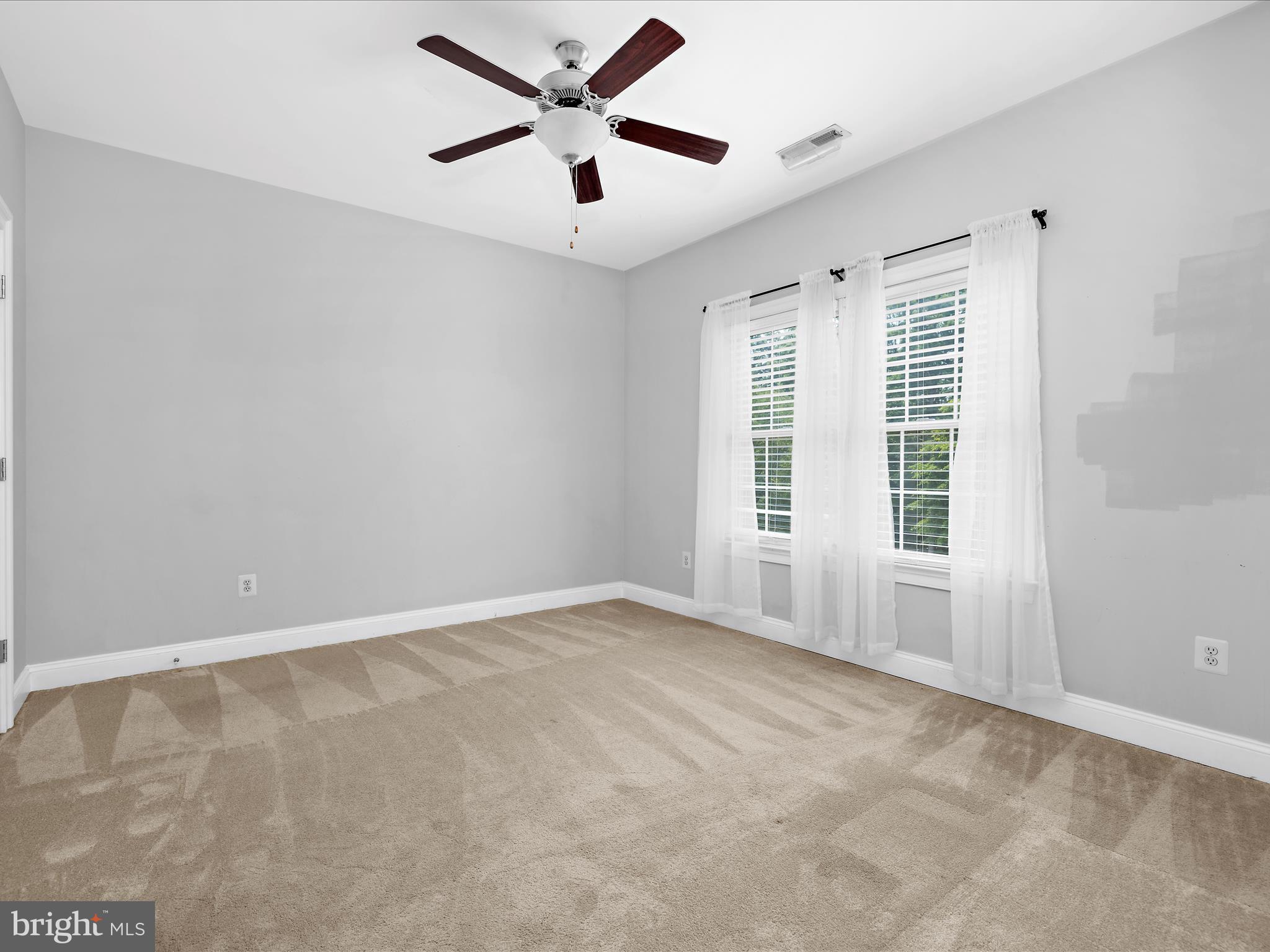 COMPASS POINTE - Residential