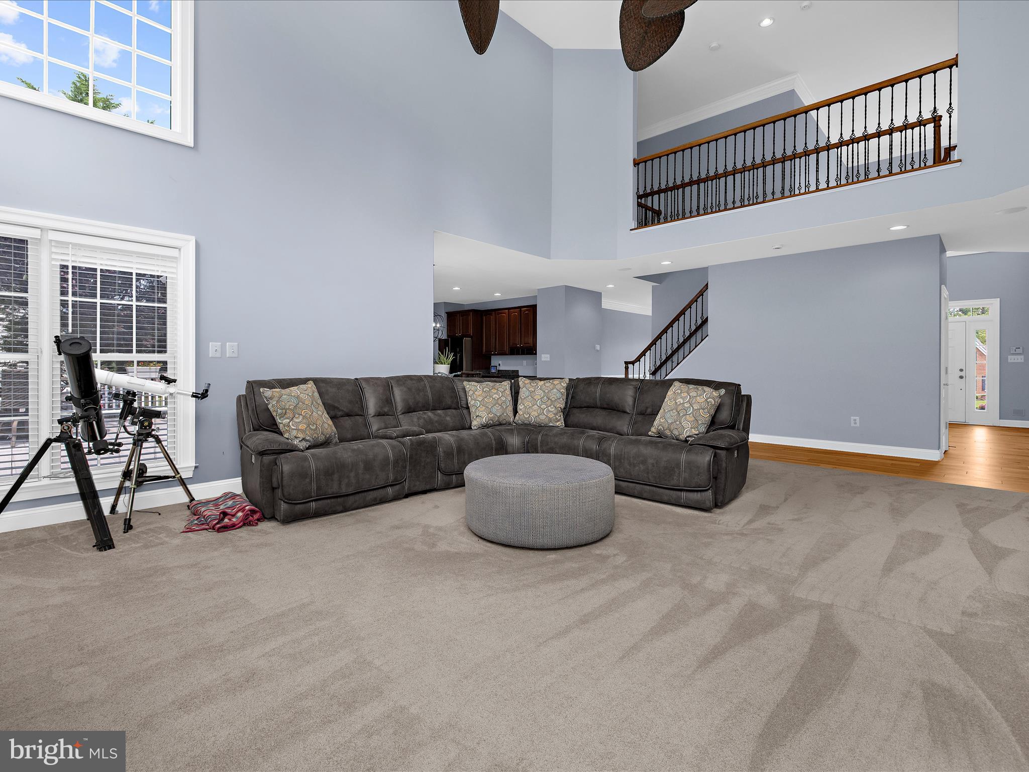 COMPASS POINTE - Residential