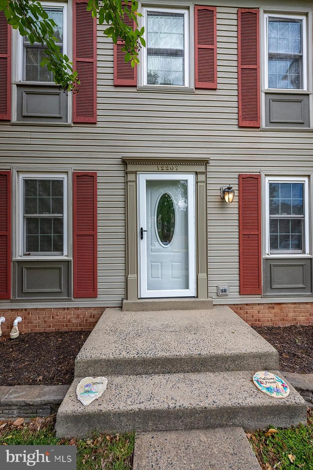 Photo of 12207 Cinnamon Street, WOODBRIDGE, VA 22192 (MLS # VAPW2117482)