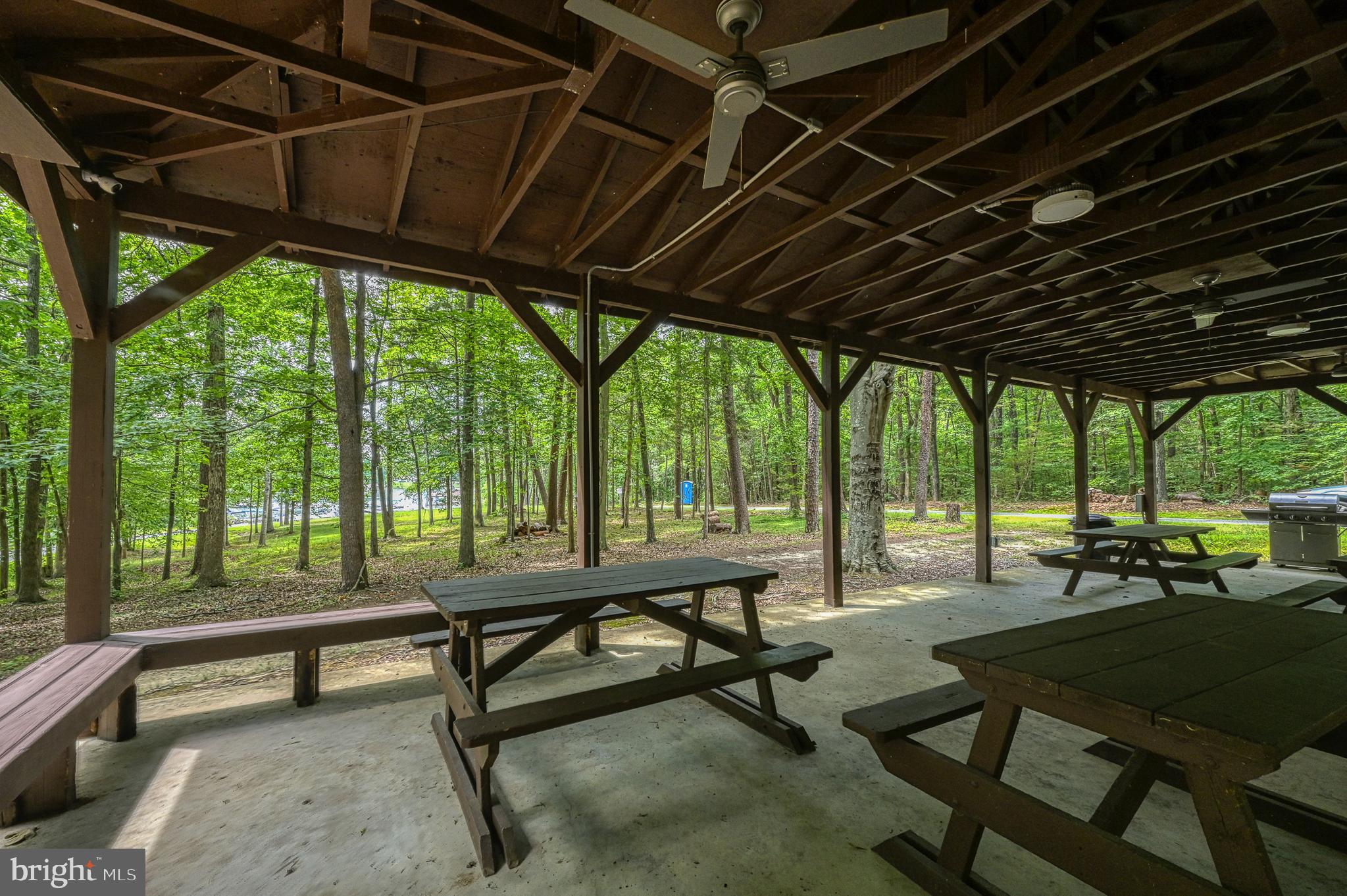 HICKORY LANDING - Residential