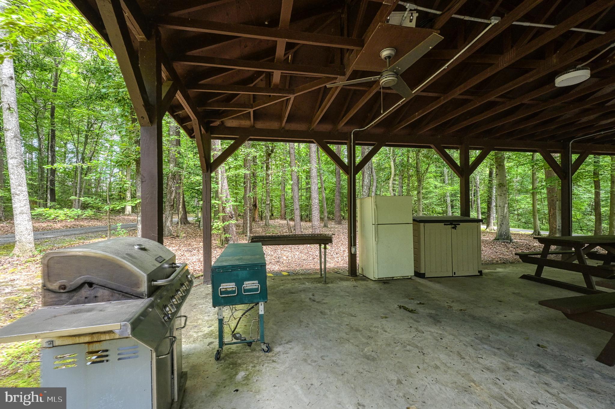 HICKORY LANDING - Residential