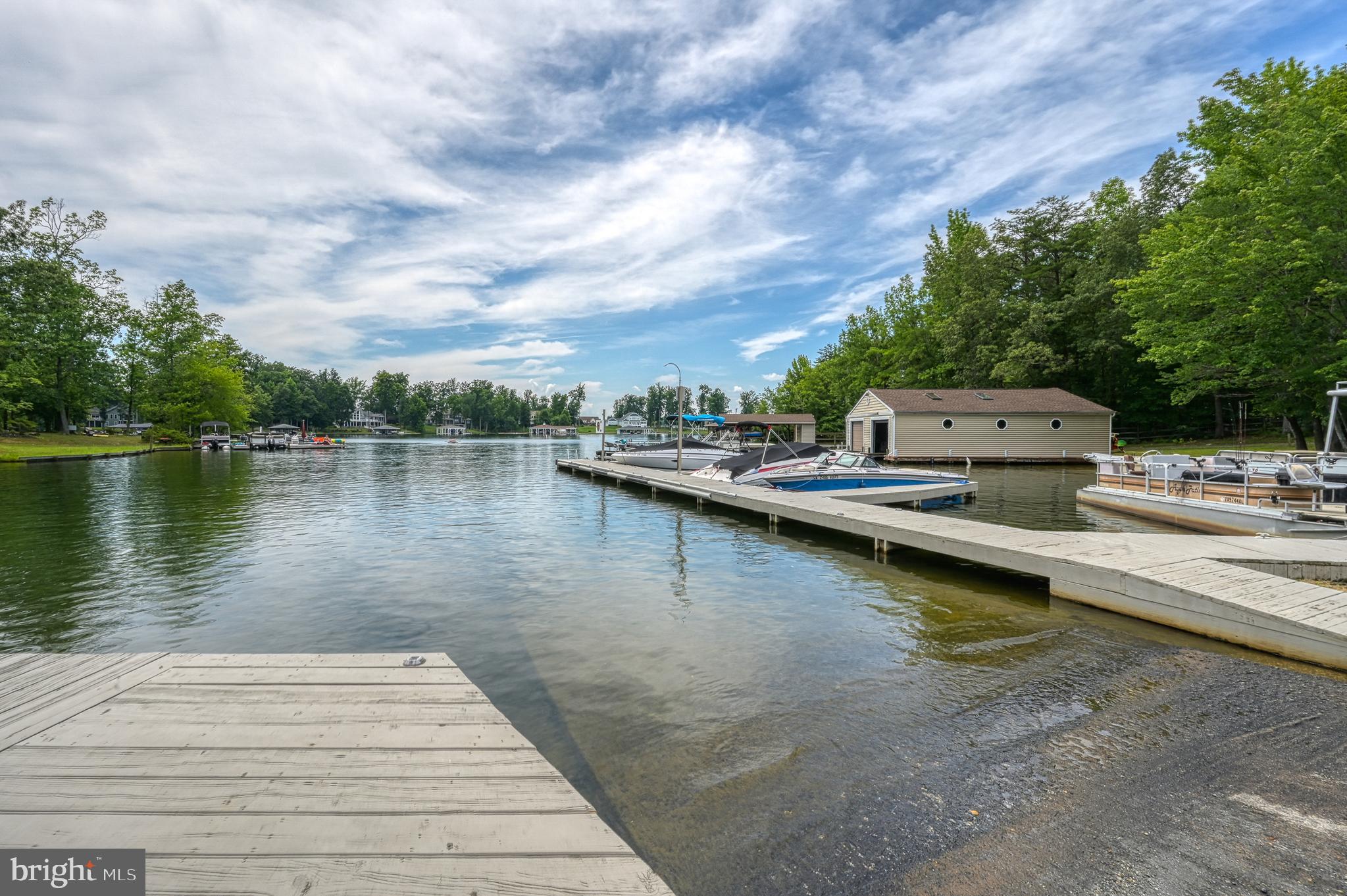 HICKORY LANDING - Residential