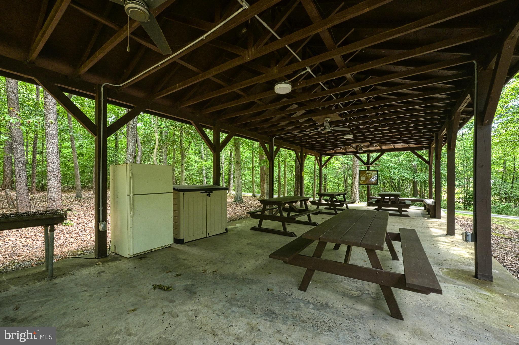 HICKORY LANDING - Residential