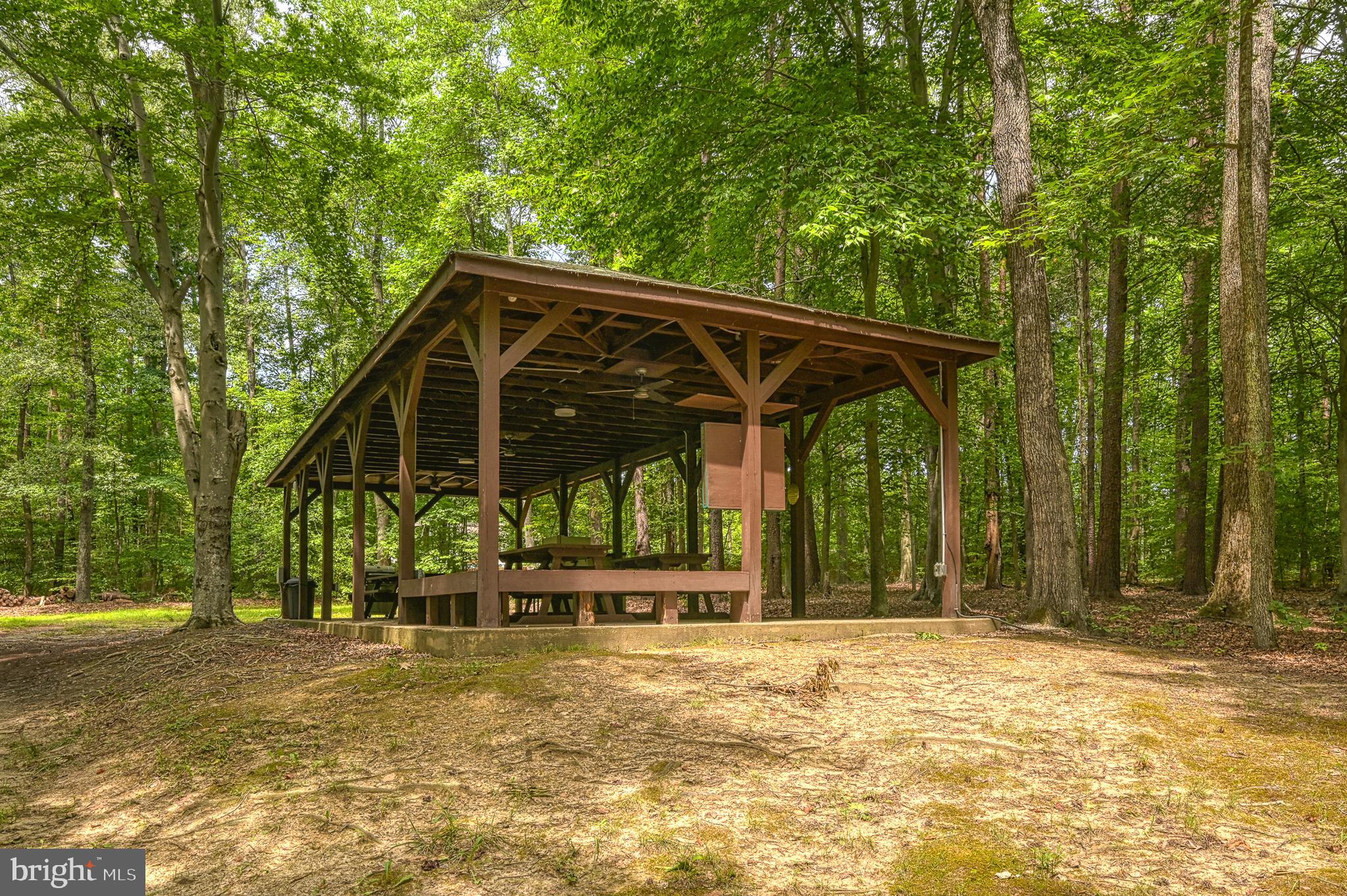 HICKORY LANDING - Residential