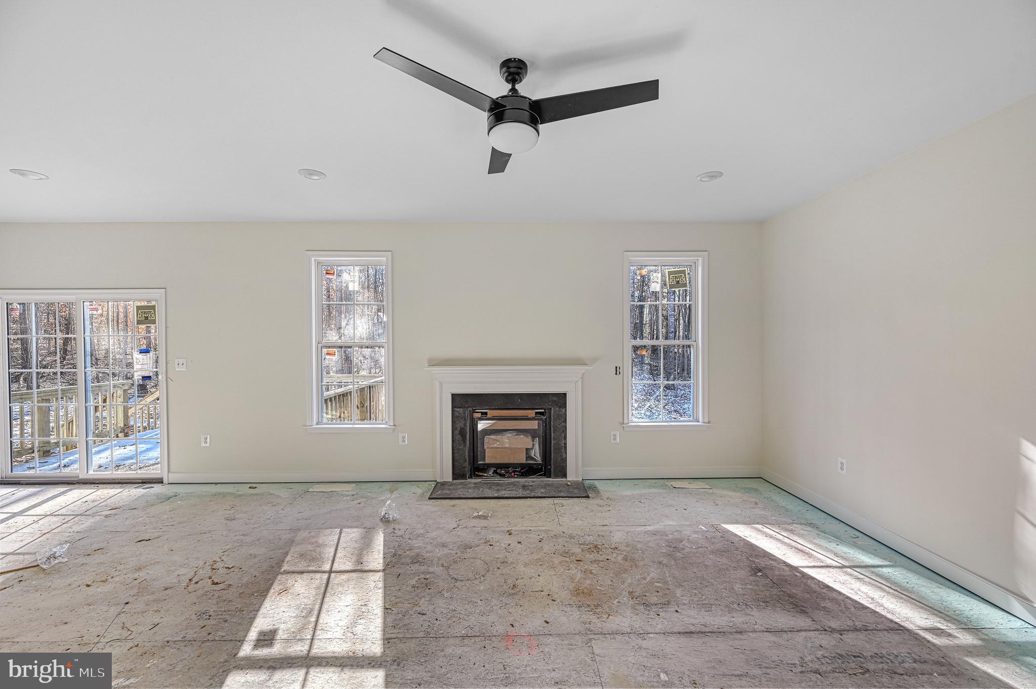 HICKORY LANDING - Residential