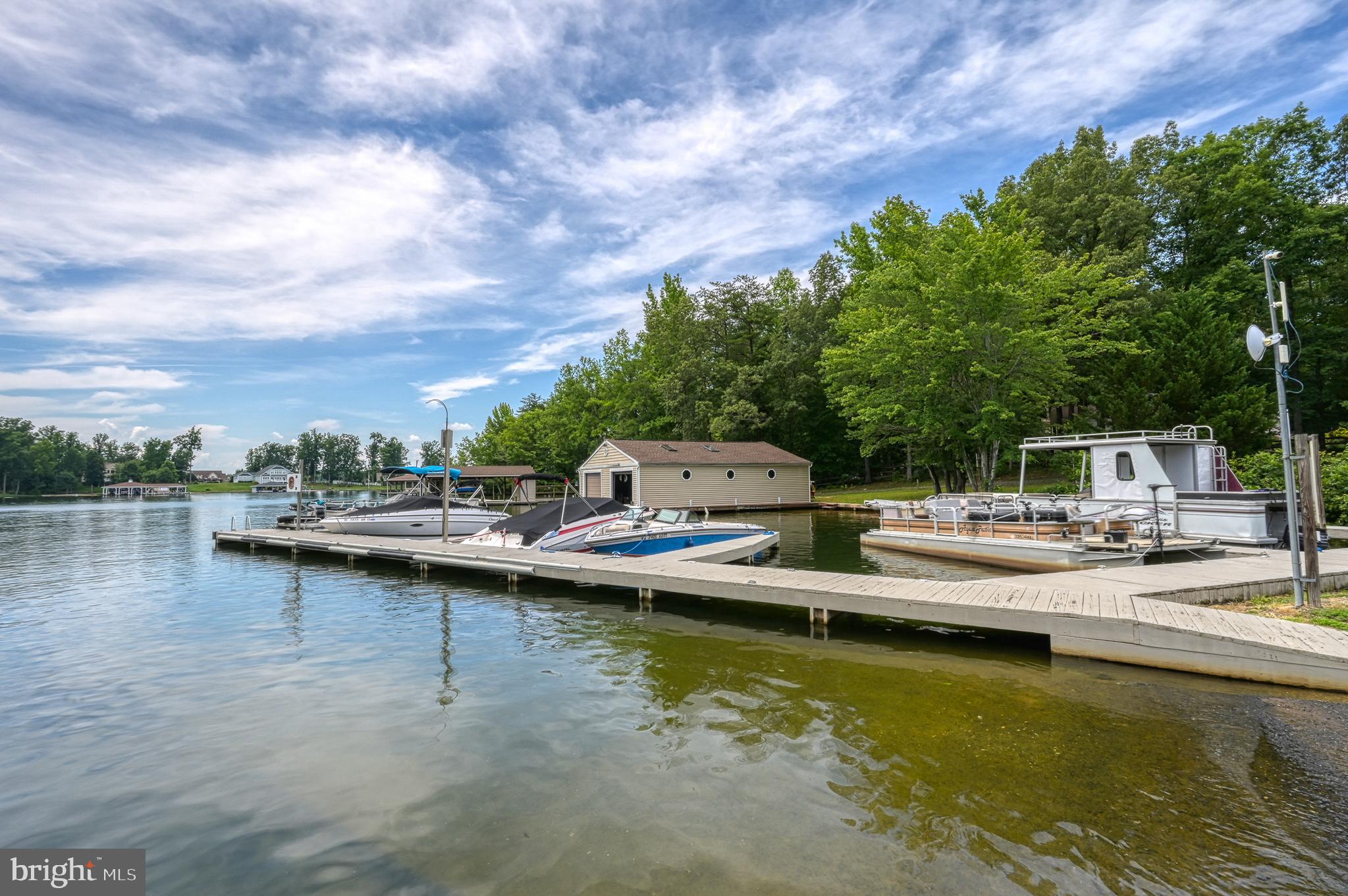 HICKORY LANDING - Residential