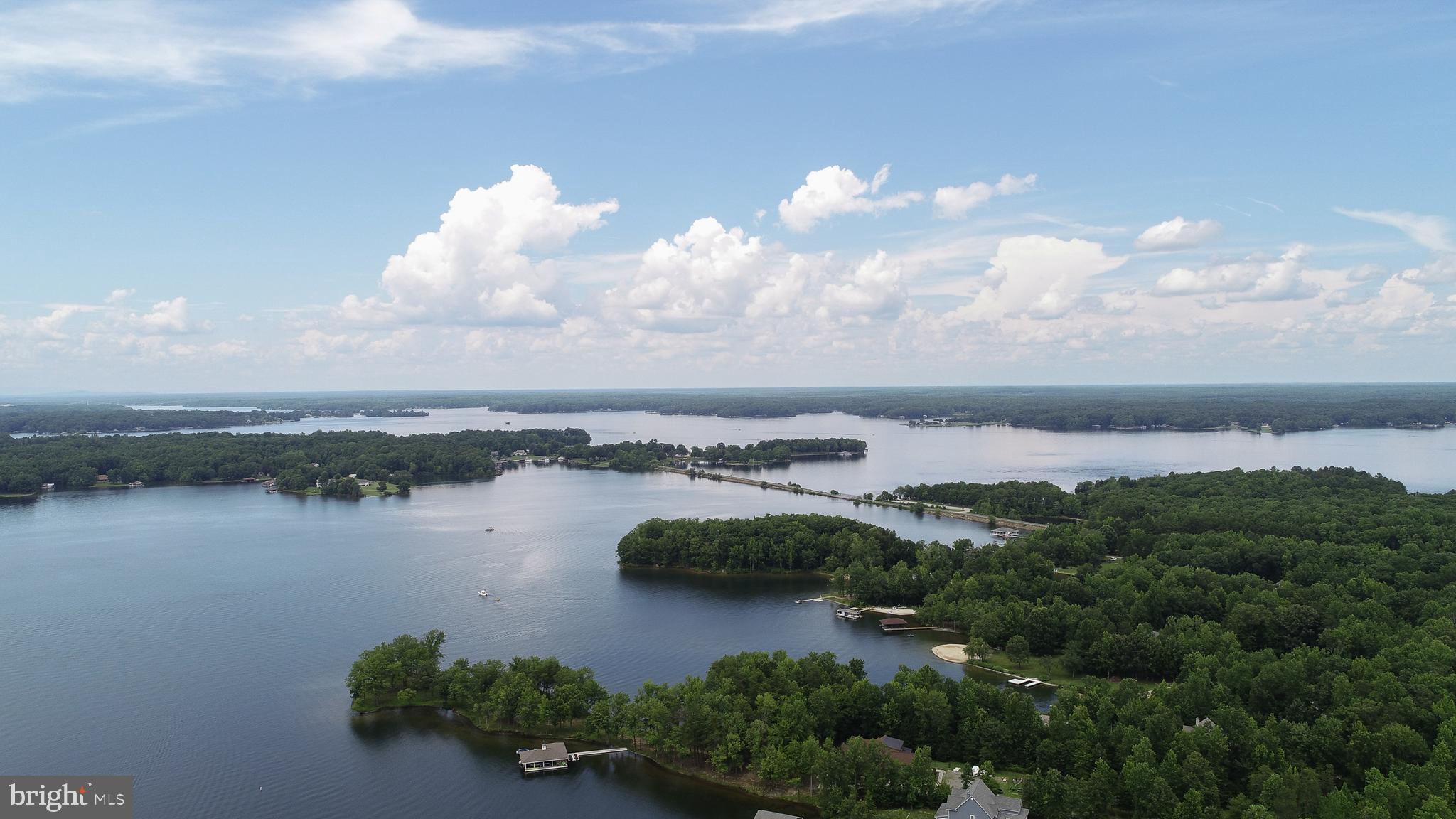 HICKORY LANDING - Residential