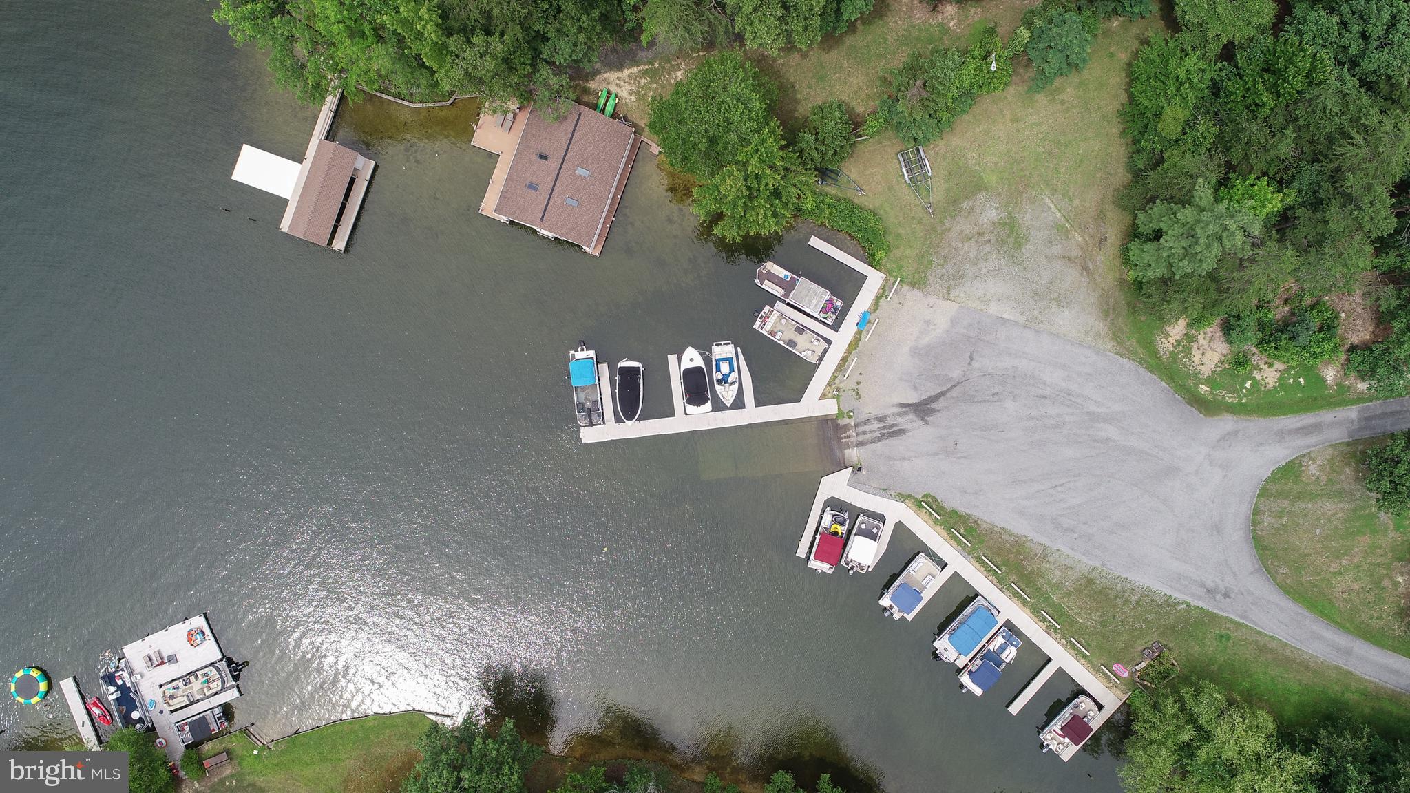 HICKORY LANDING - Residential