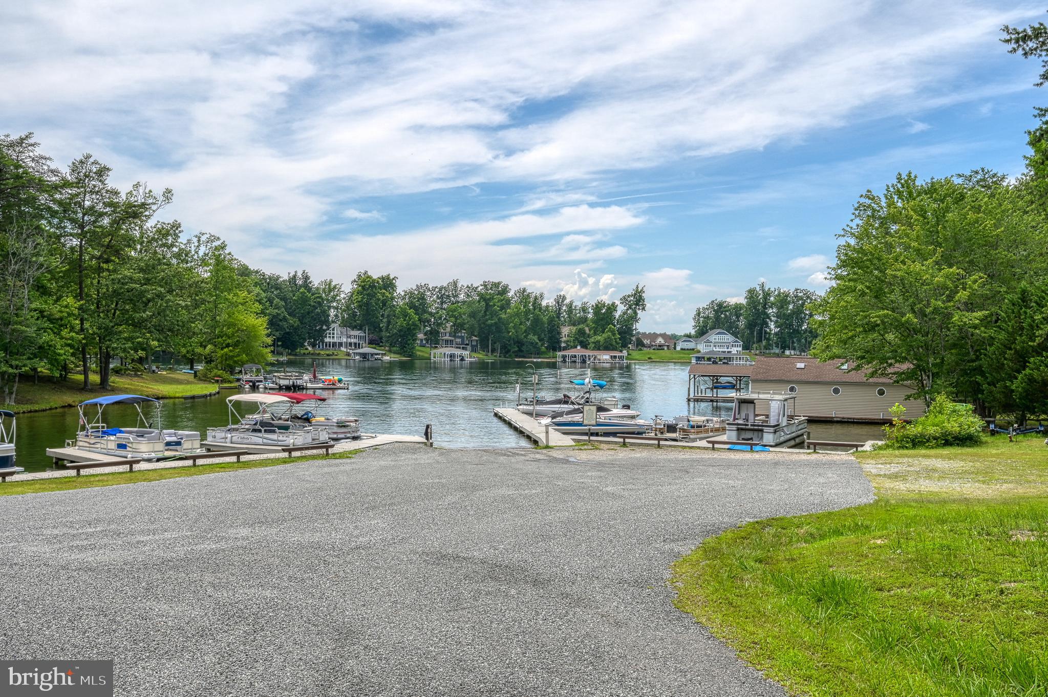 HICKORY LANDING - Residential