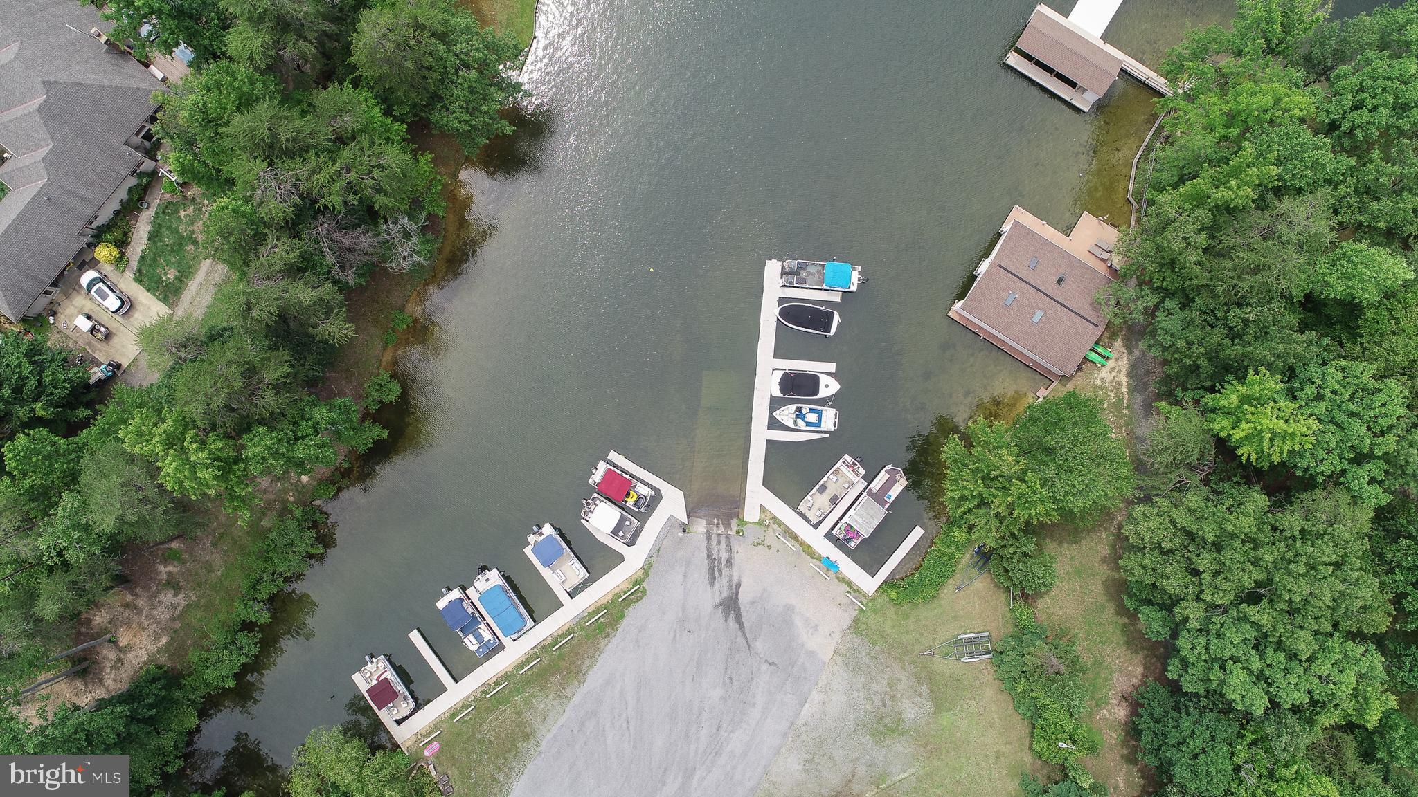 HICKORY LANDING - Residential