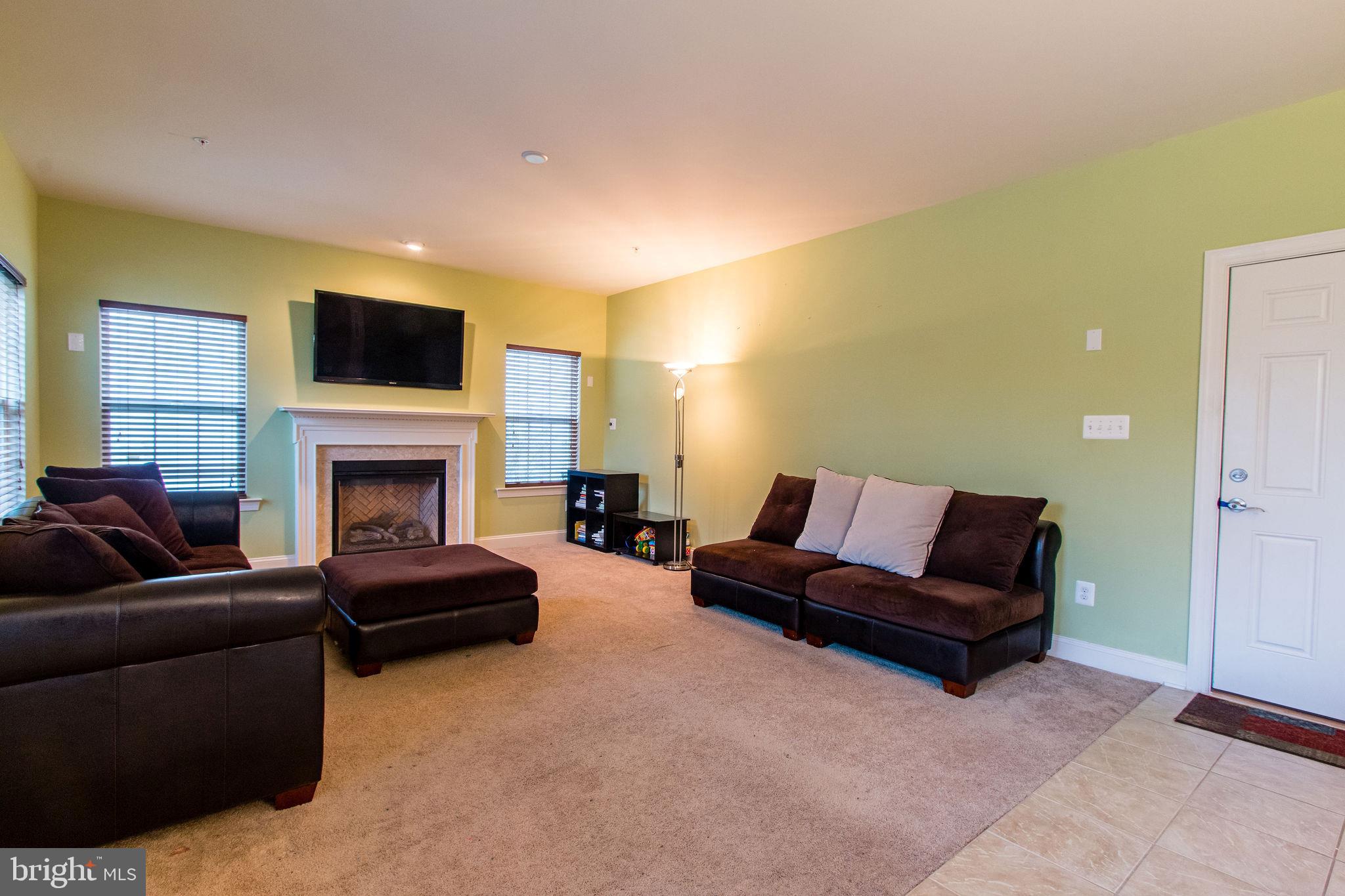 PEMBROOKE - Residential