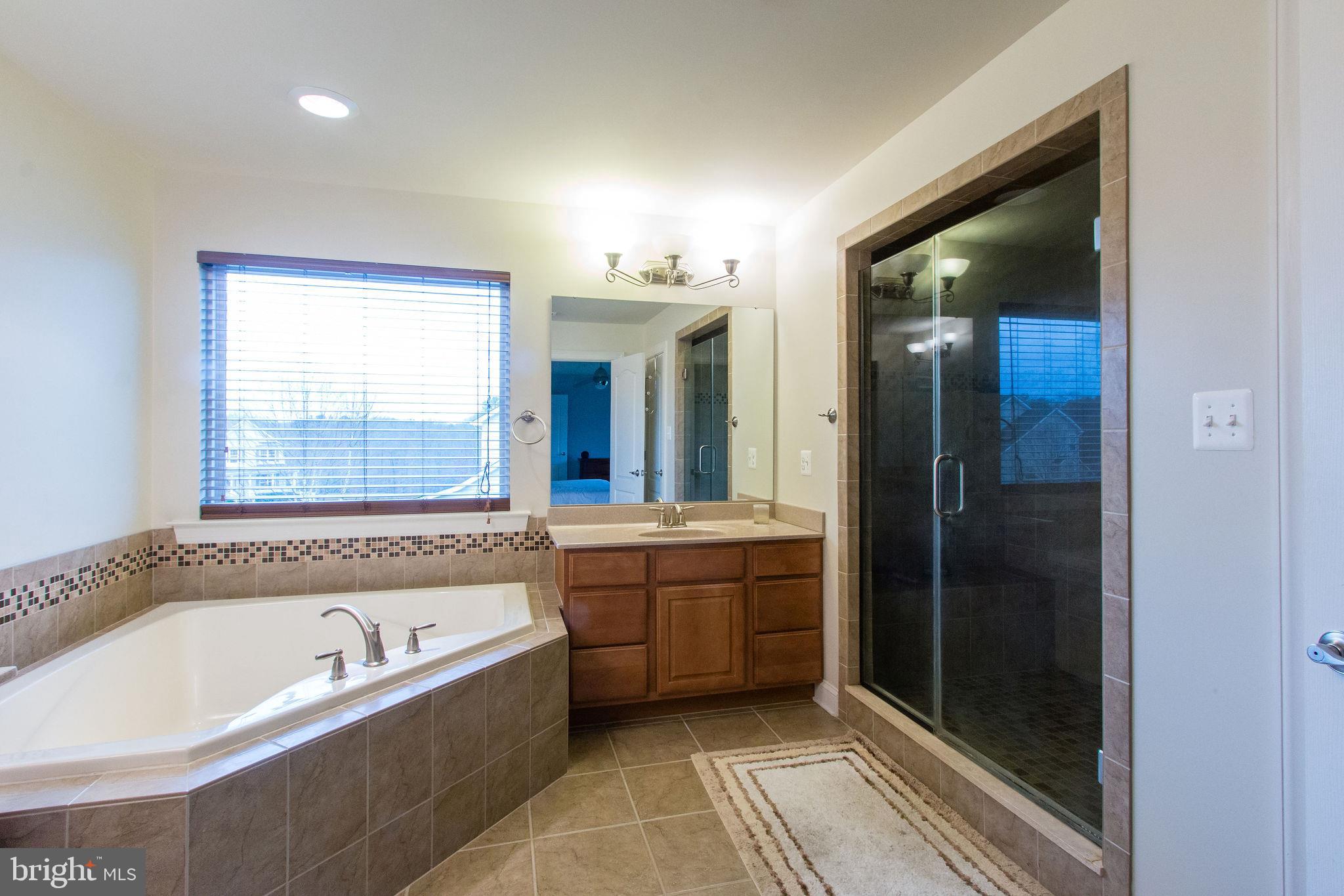 PEMBROOKE - Residential