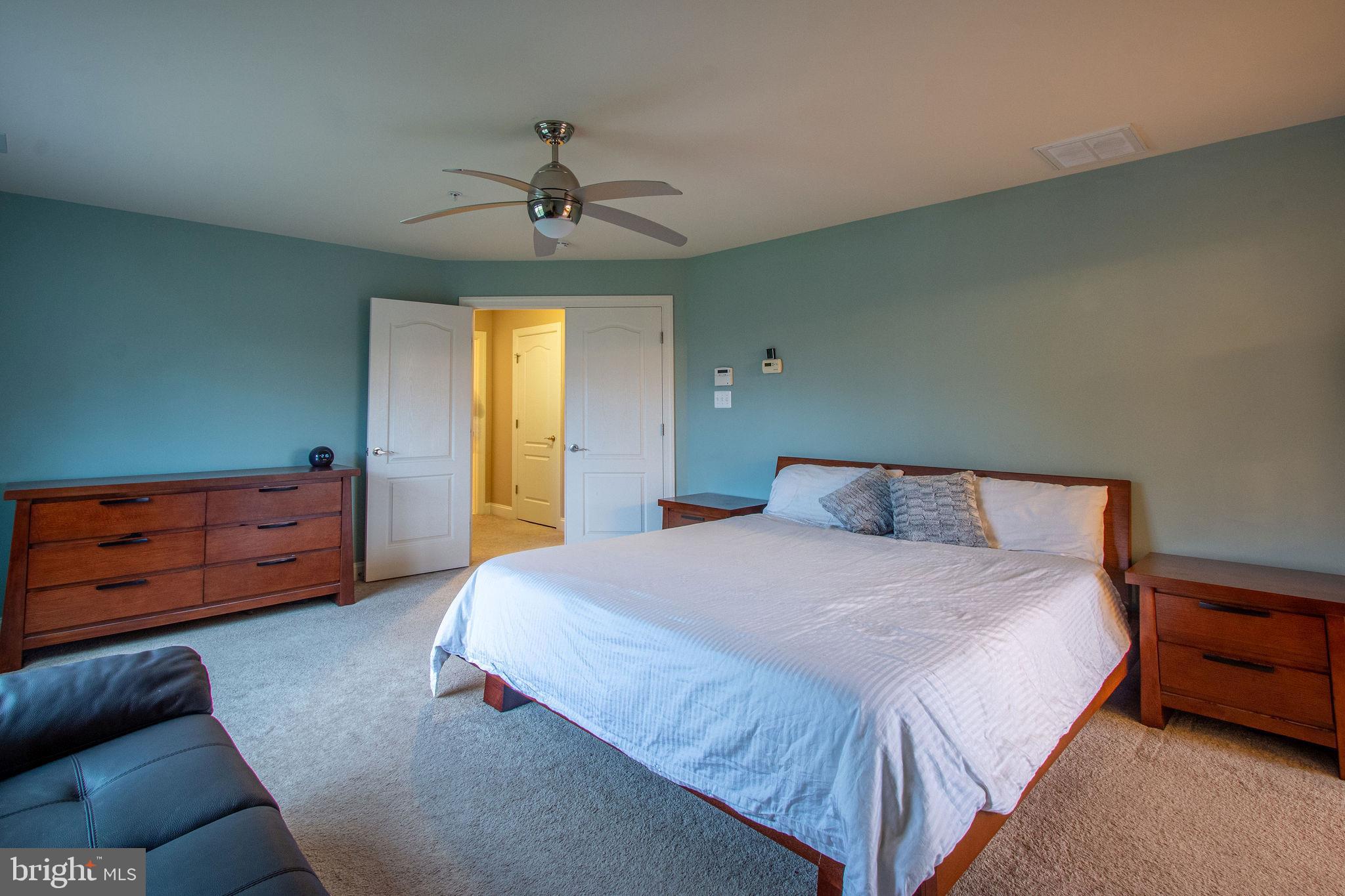 PEMBROOKE - Residential