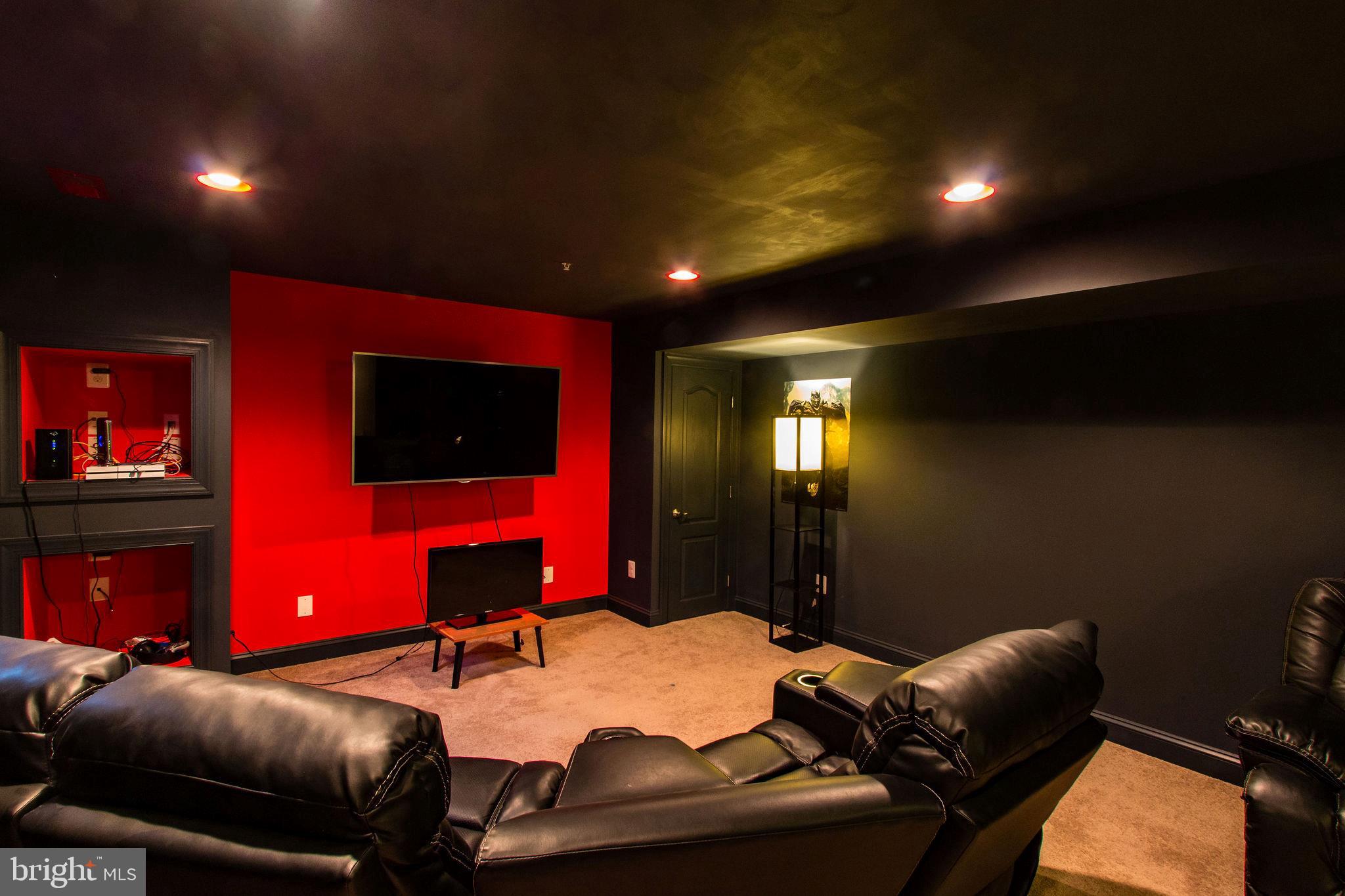 PEMBROOKE - Residential