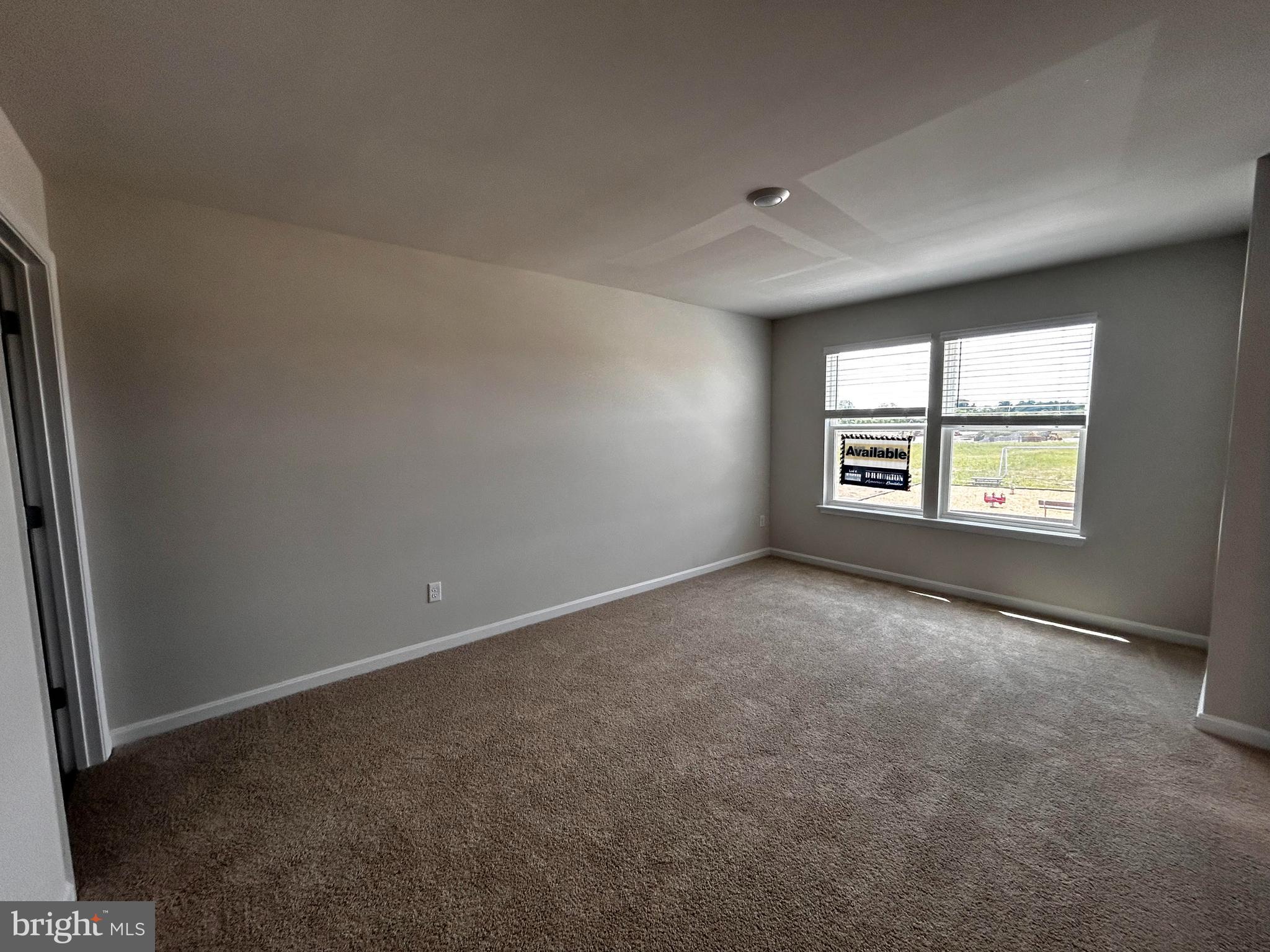 VALLEY VIEW - Residential Lease