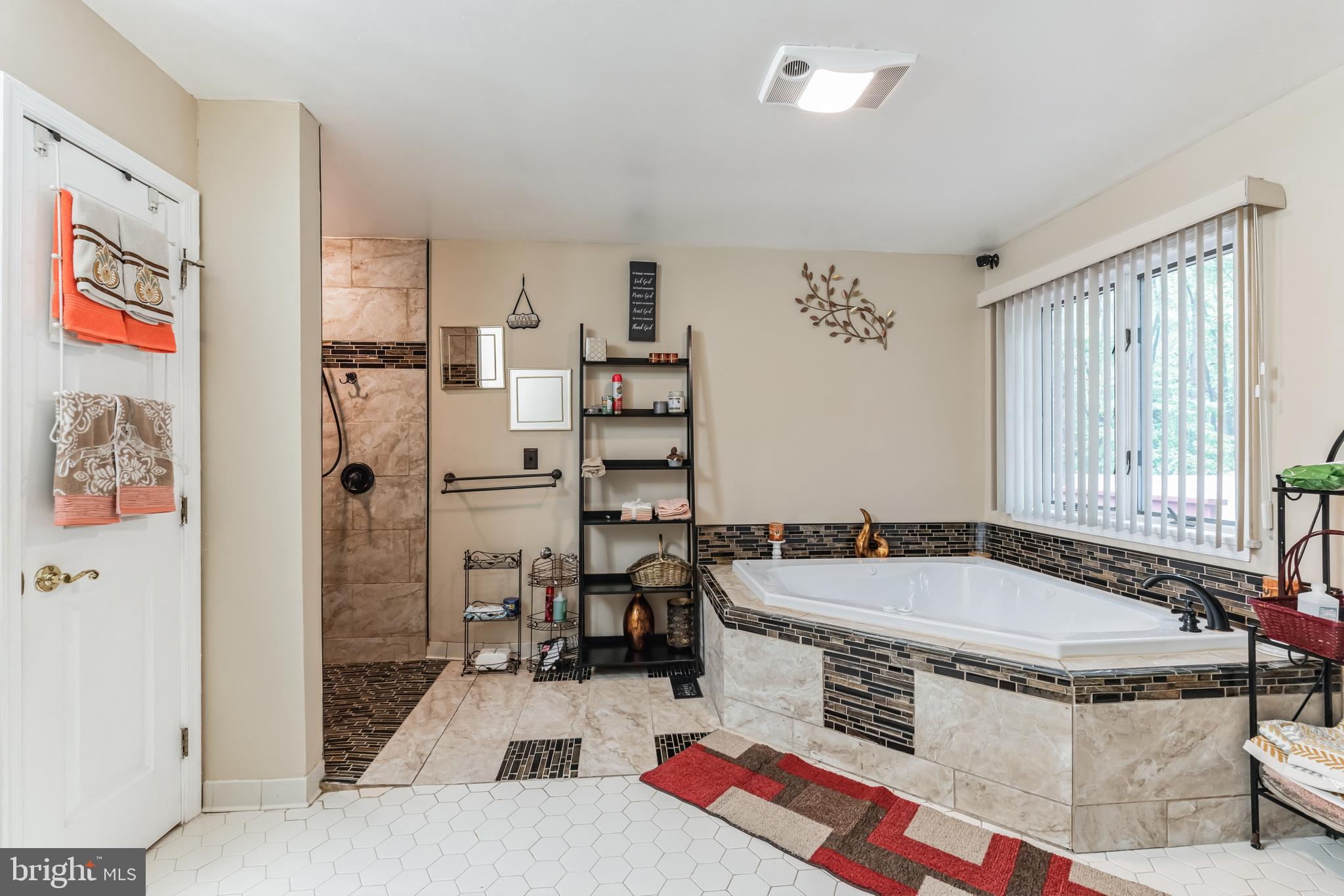 FIELDS OF HARVEST - Residential