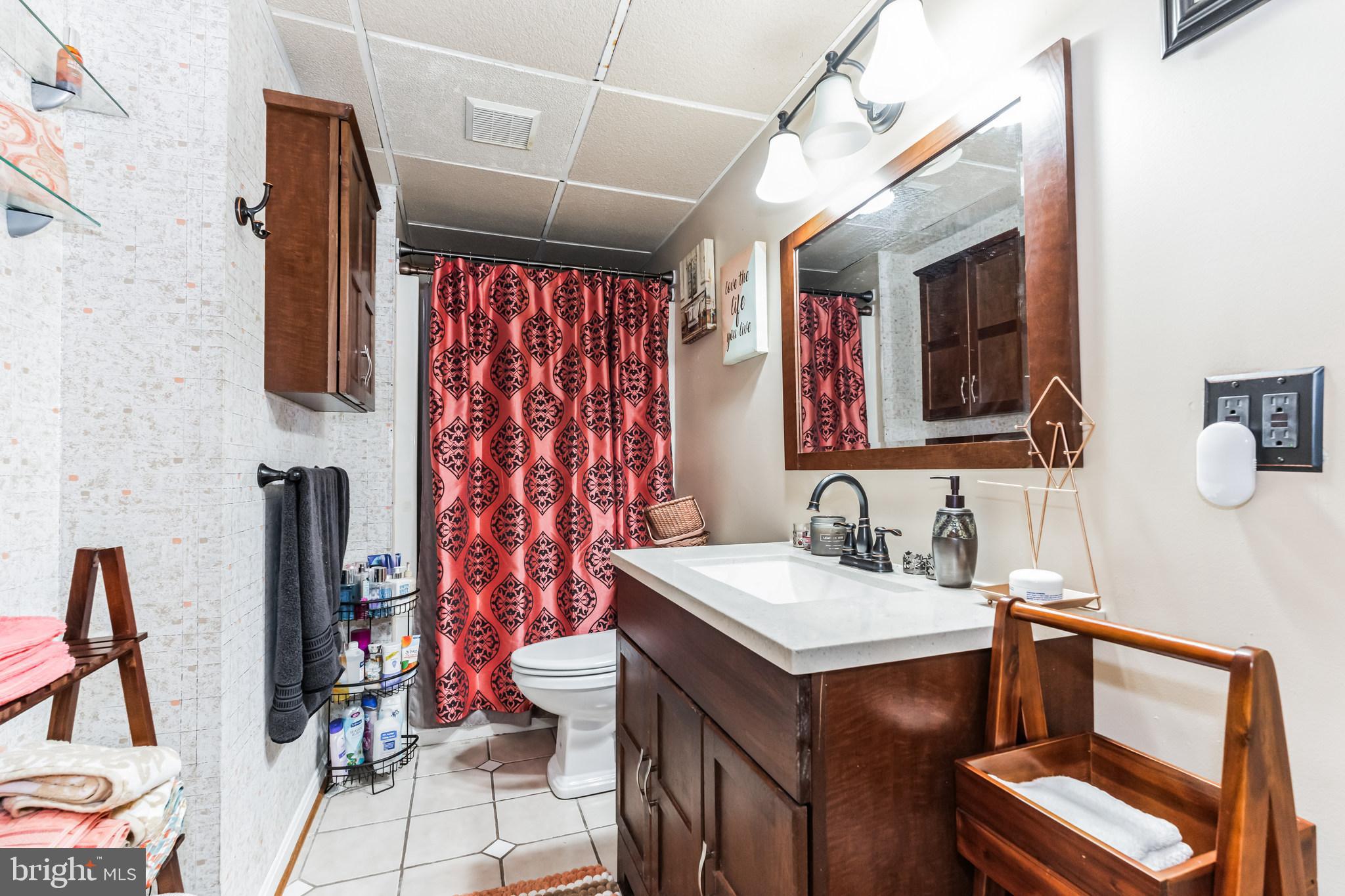 FIELDS OF HARVEST - Residential