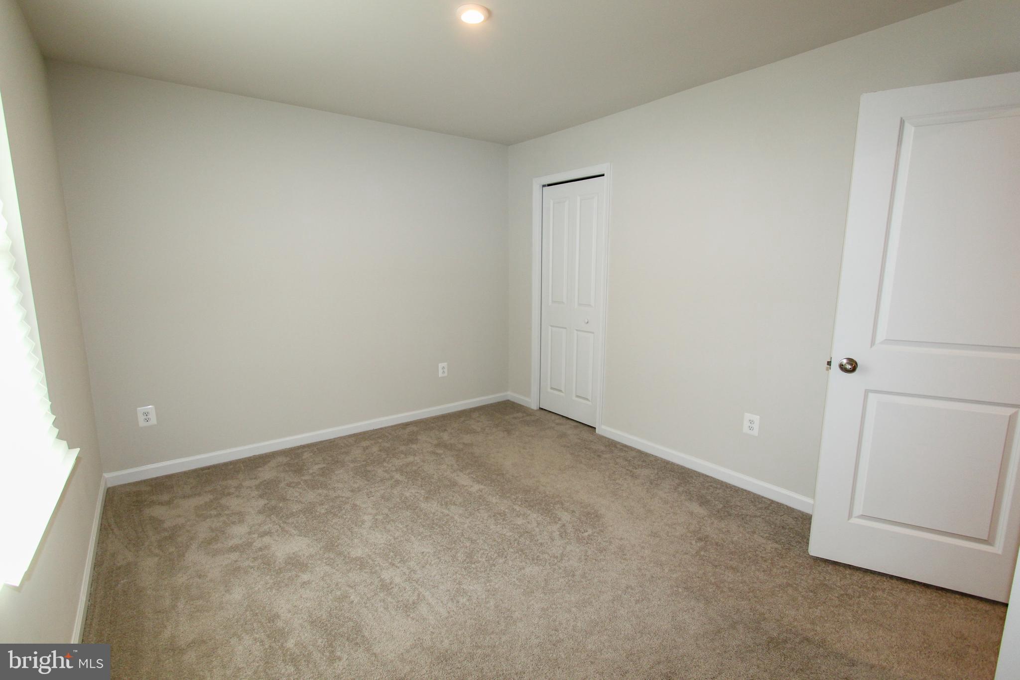 CHANDLERS GLEN - Residential Lease