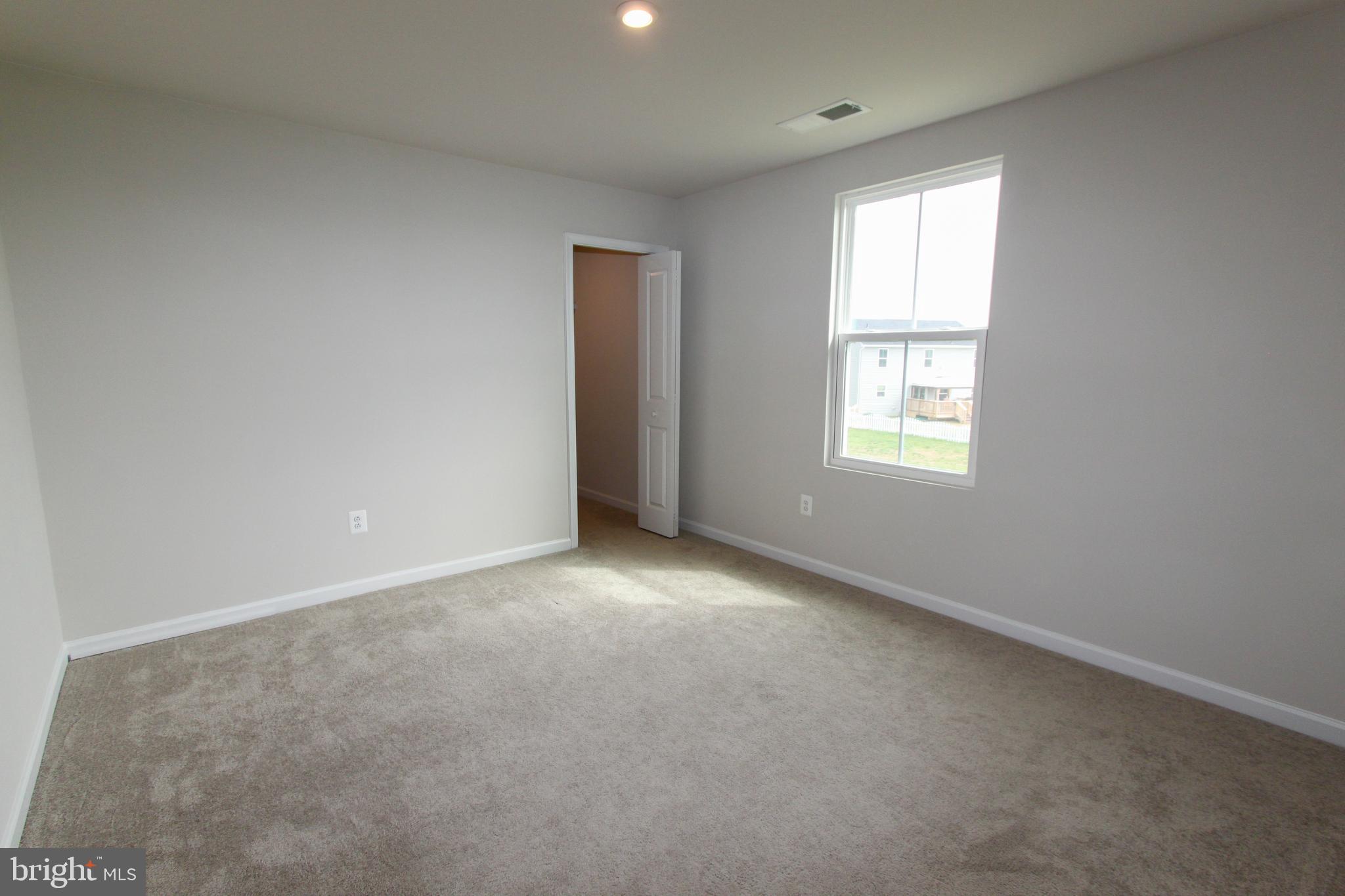 CHANDLERS GLEN - Residential Lease